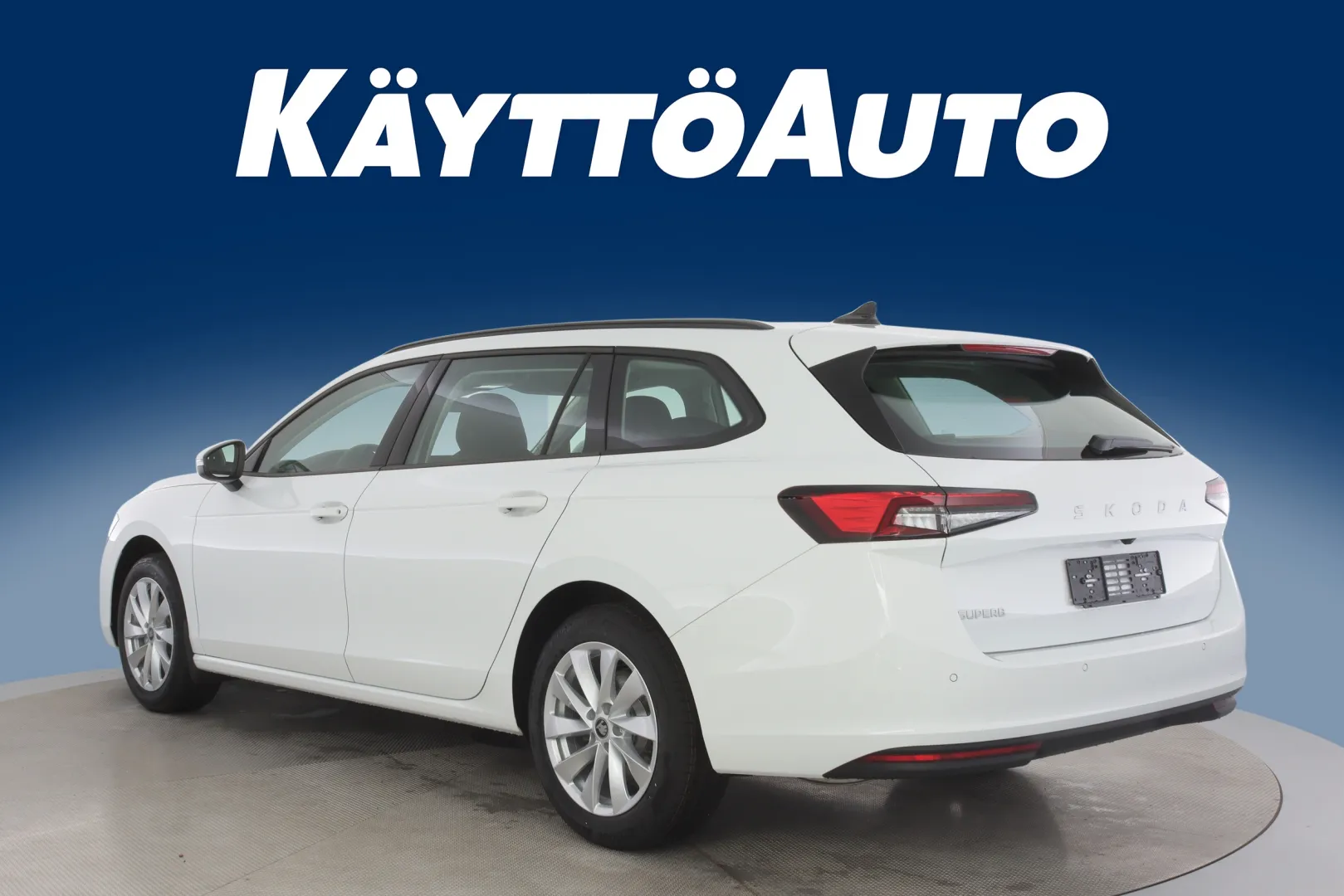 Skoda Superb ISM-740 carousel image