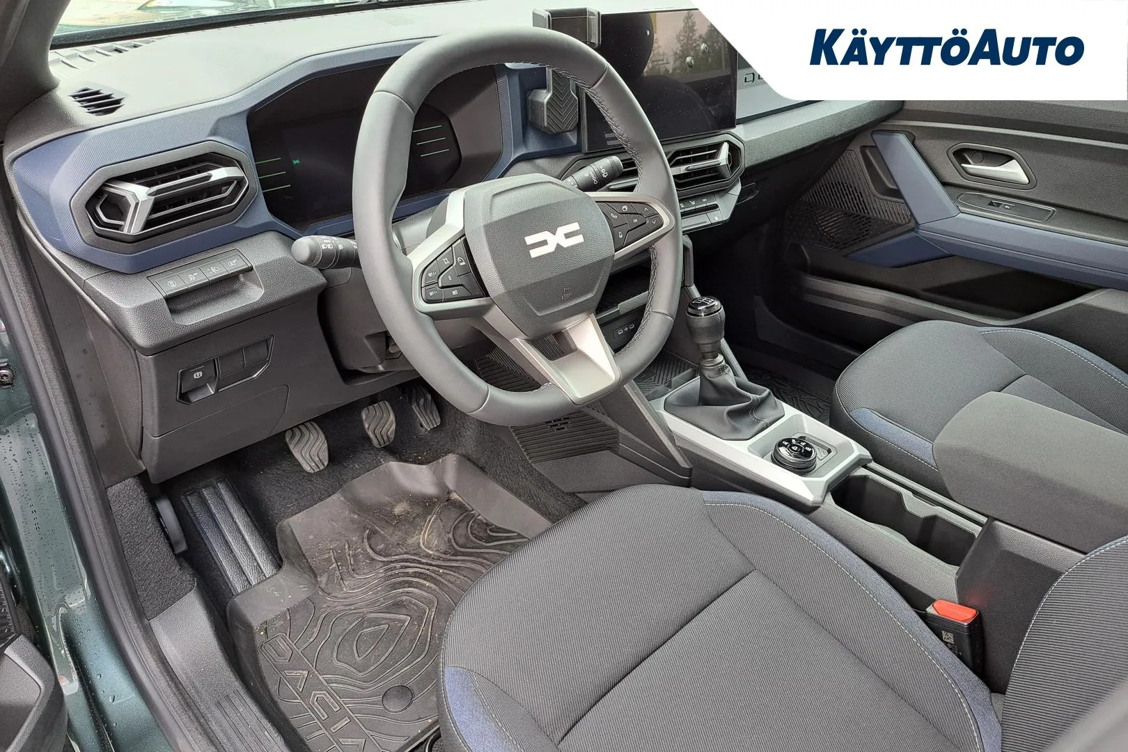 Dacia Duster ISN-370 carousel image