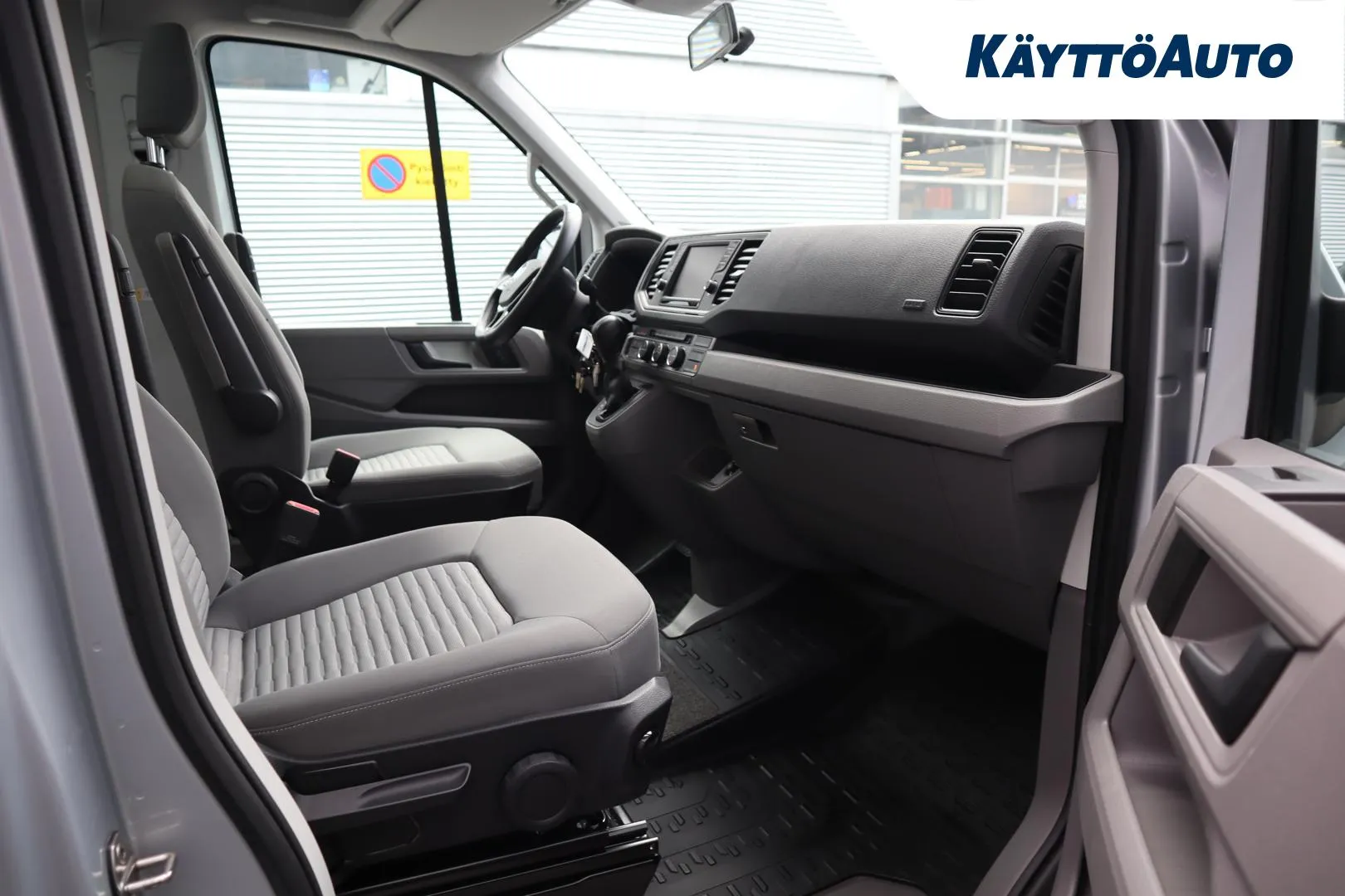 VOLKSWAGEN Crafter SOK-255 carousel image
