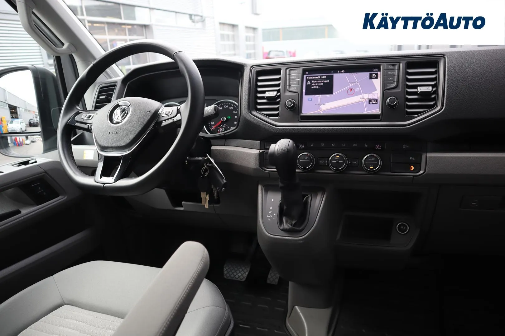 VOLKSWAGEN Crafter SOK-255 carousel image