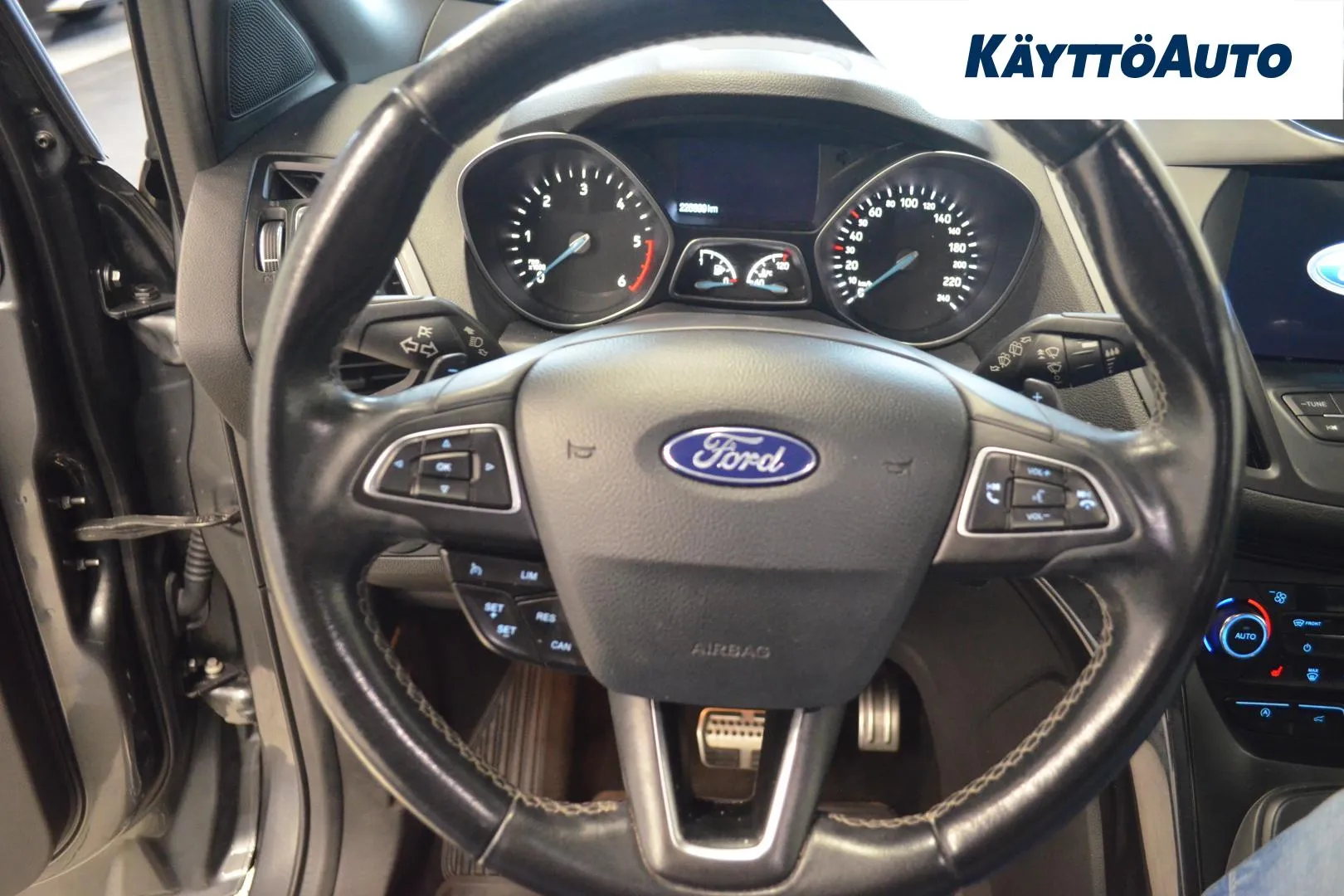FORD Kuga FMV-782 carousel image