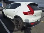 VOLVO XC40 FNP-495 carousel thumbs