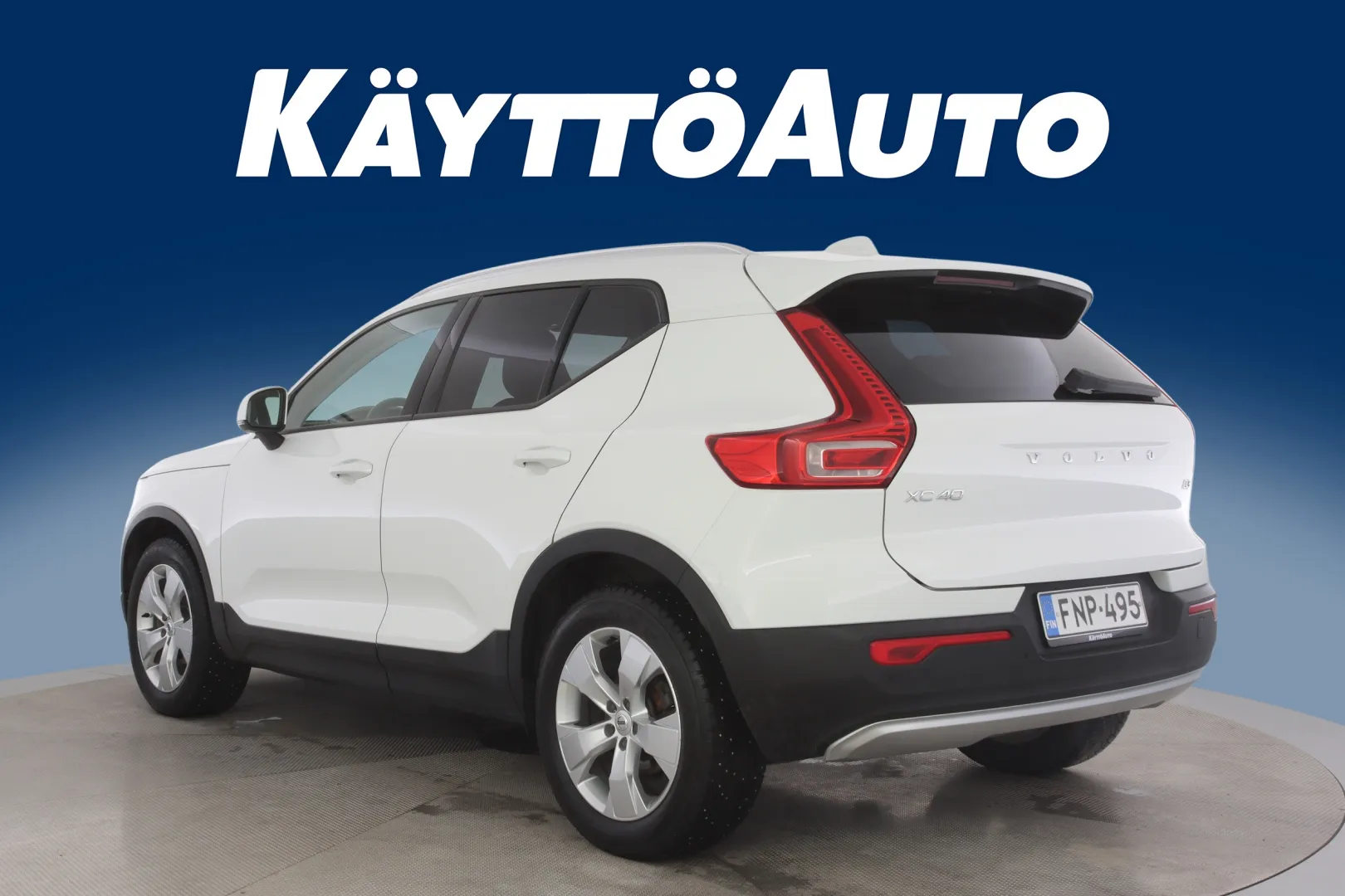 VOLVO XC40 FNP-495 carousel image