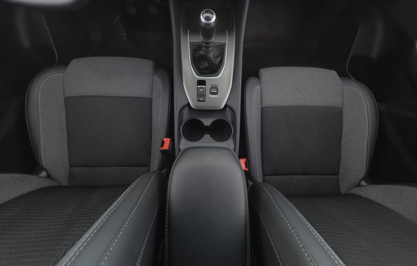 Nissan Qashqai LSS-889 carousel image