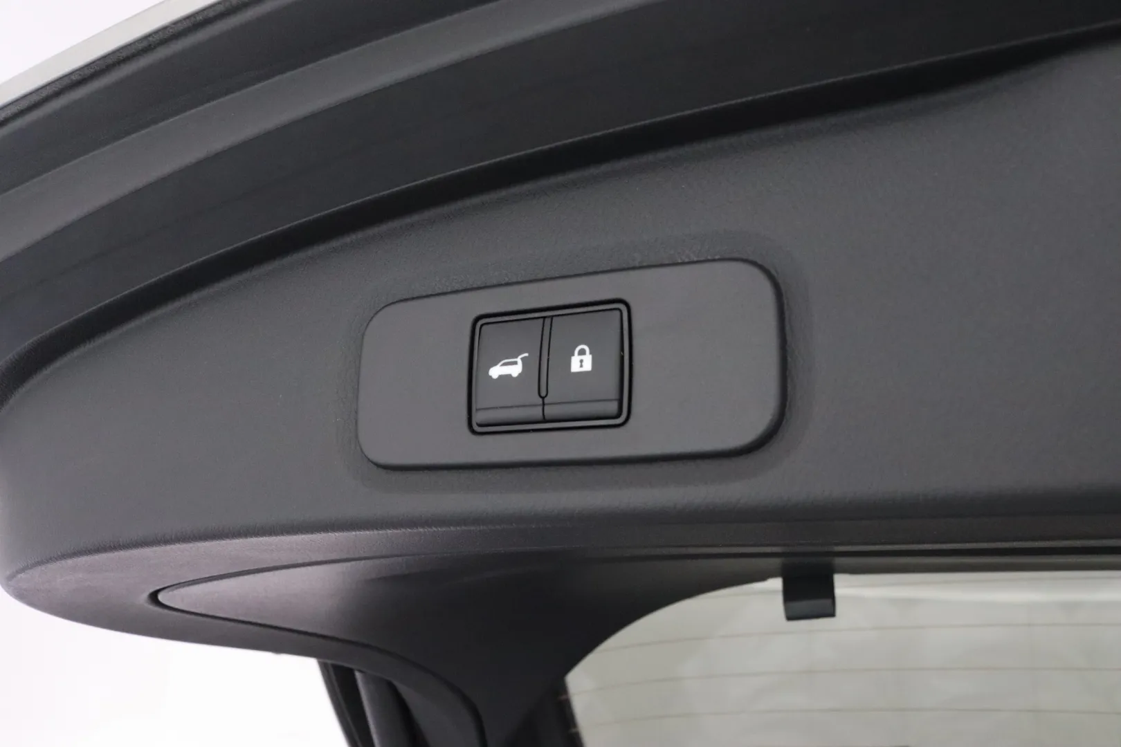 Nissan Qashqai LSS-889 carousel image