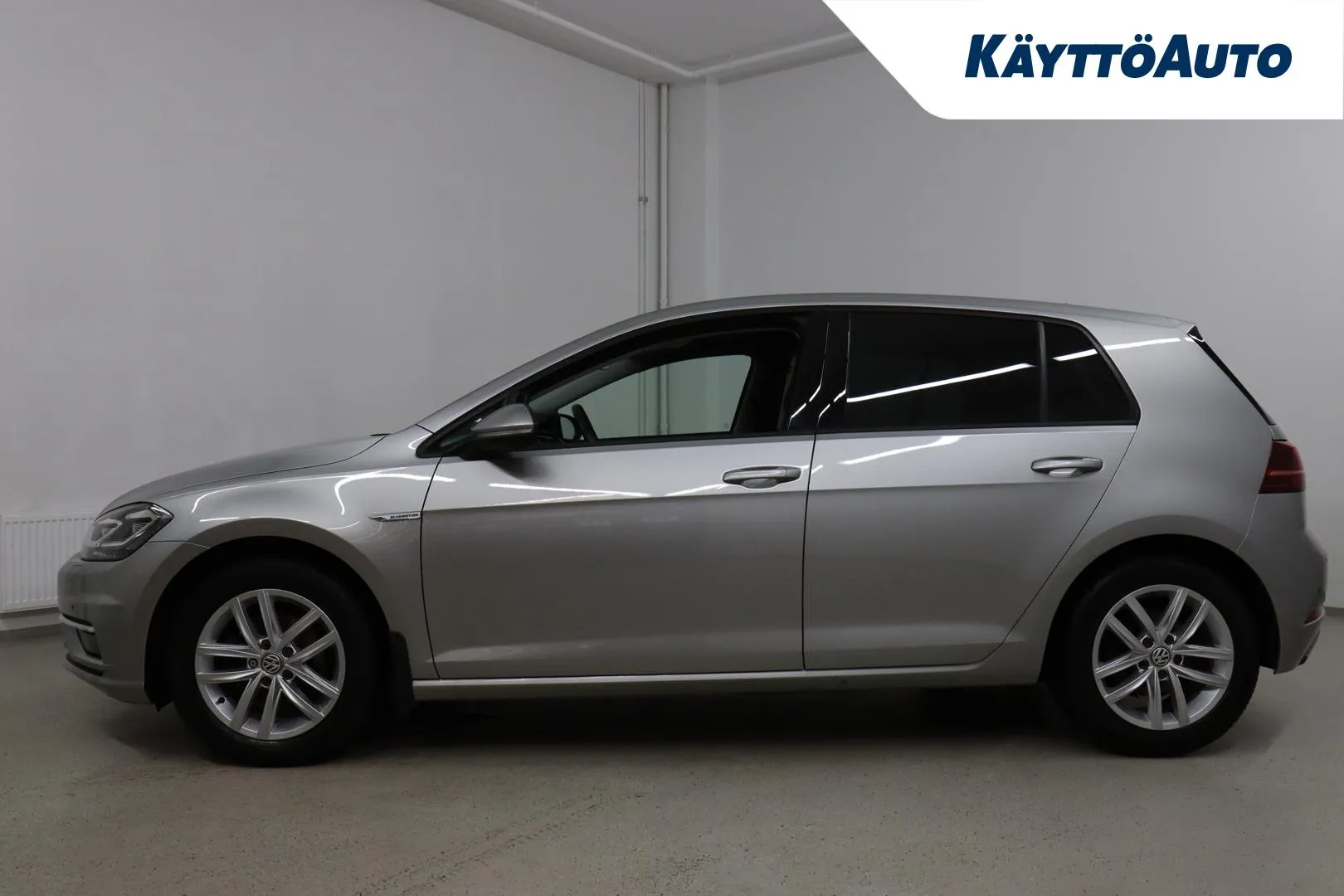 VOLKSWAGEN Golf CNI-417 carousel image