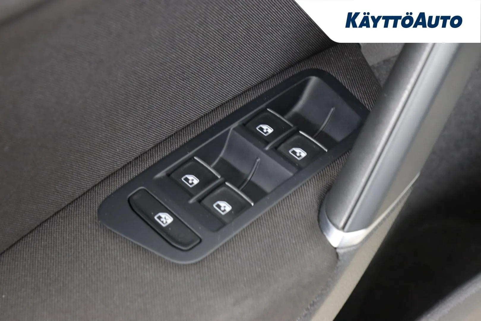 VOLKSWAGEN Golf CNI-417 carousel image