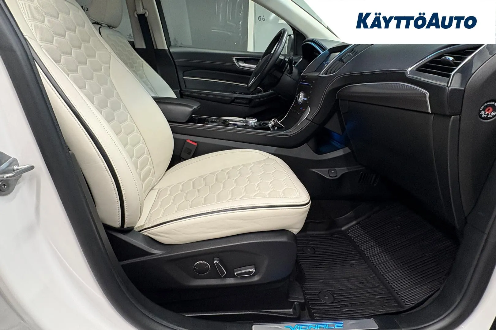 FORD Edge XXA-743 carousel image