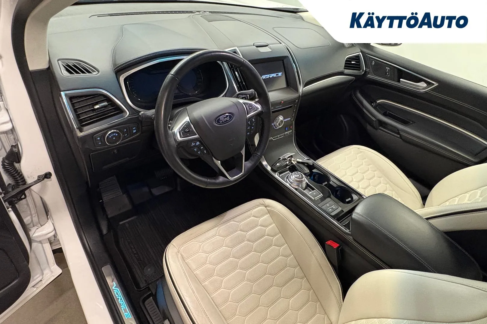 FORD Edge XXA-743 carousel image