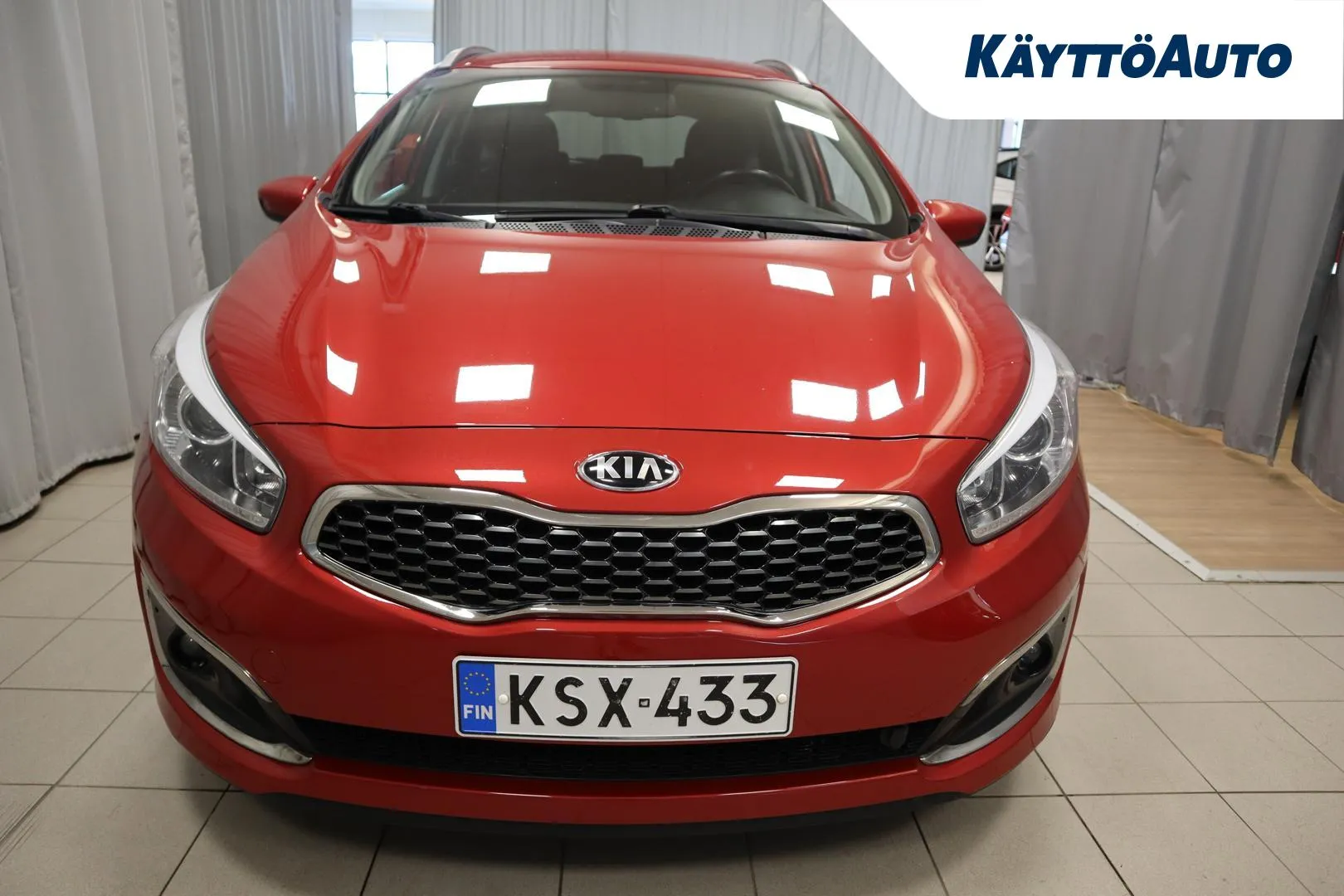 KIA cee'd KSX-433 carousel image