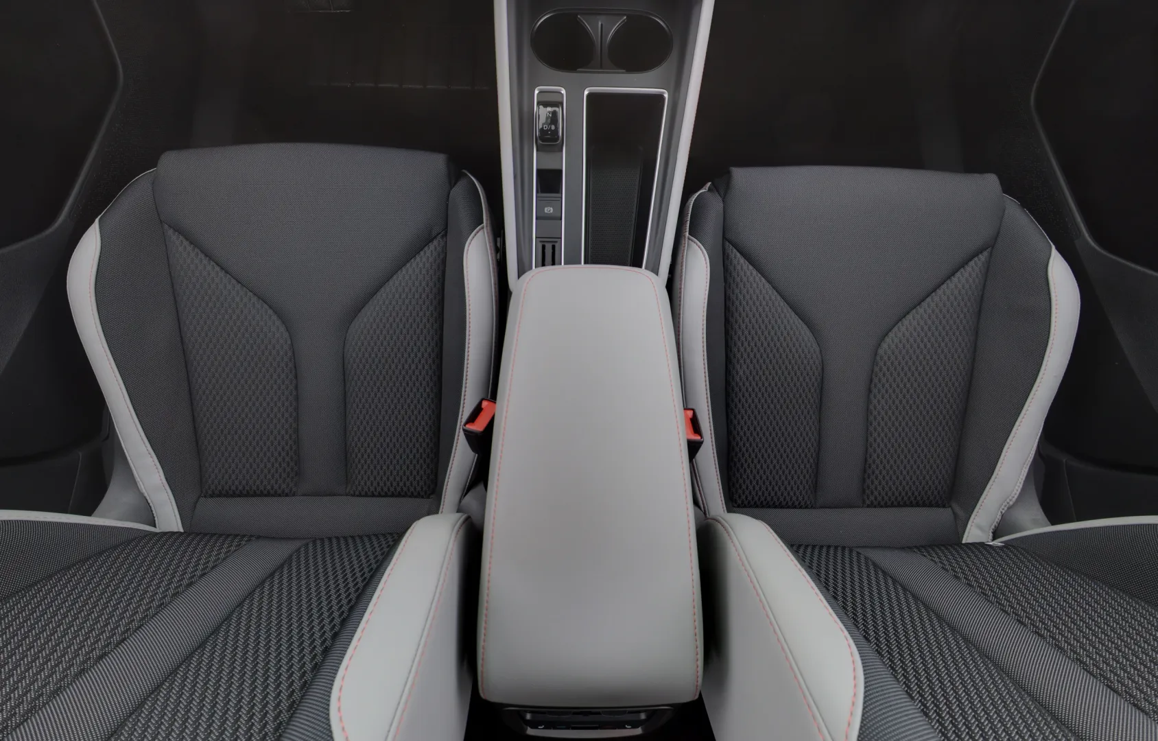 Skoda Elroq CSO-101 carousel image