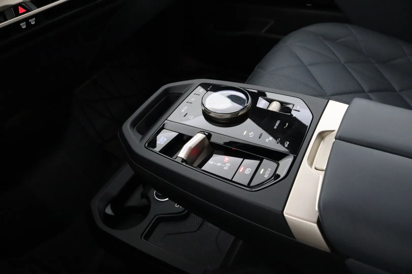 BMW iX M60 OZV-457 carousel image