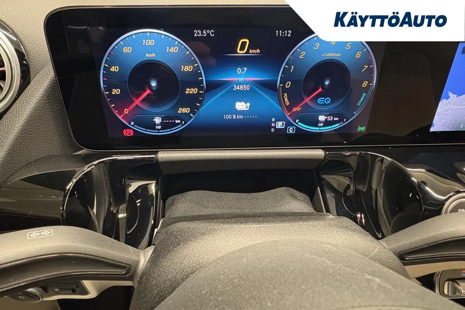 MERCEDES-BENZ GLA IPX-612 carousel image