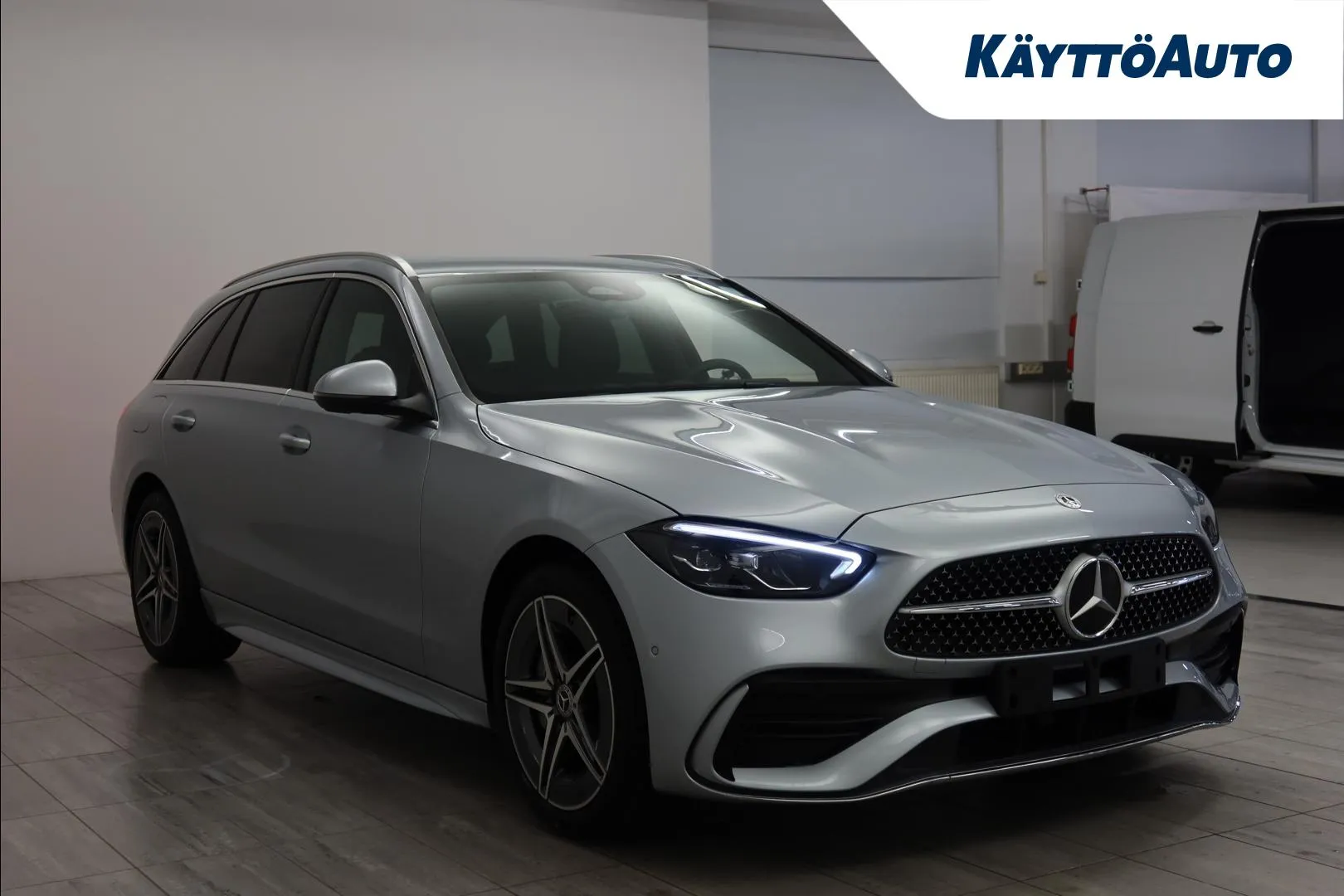 Mercedes-Benz C ZPH-969 carousel image