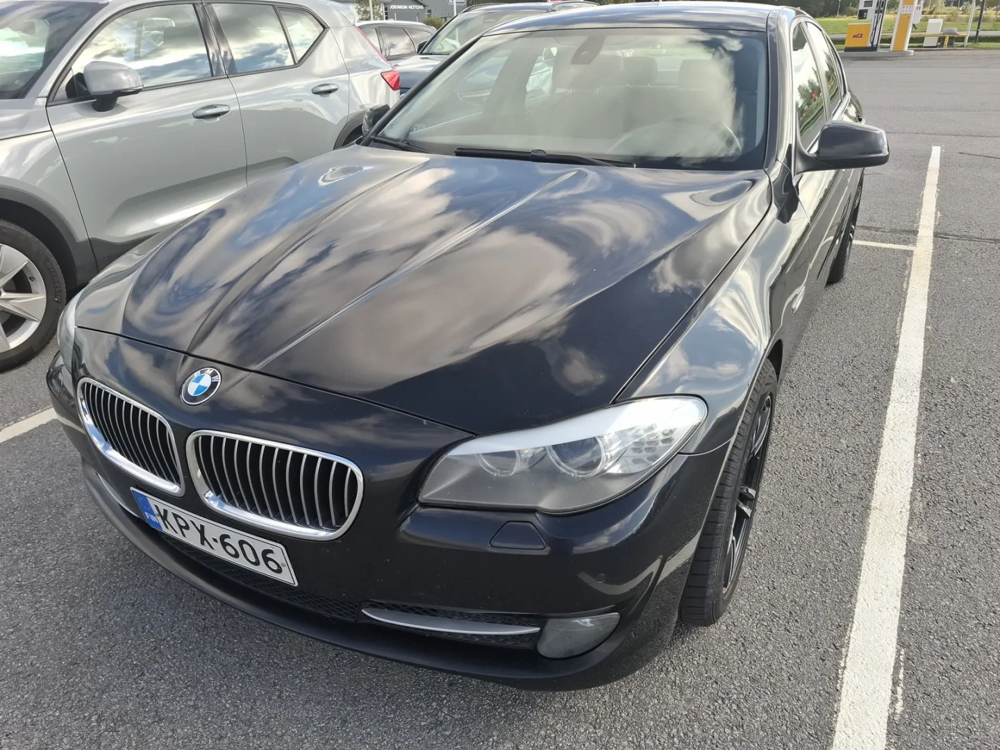 BMW 520 KPX-606 carousel image
