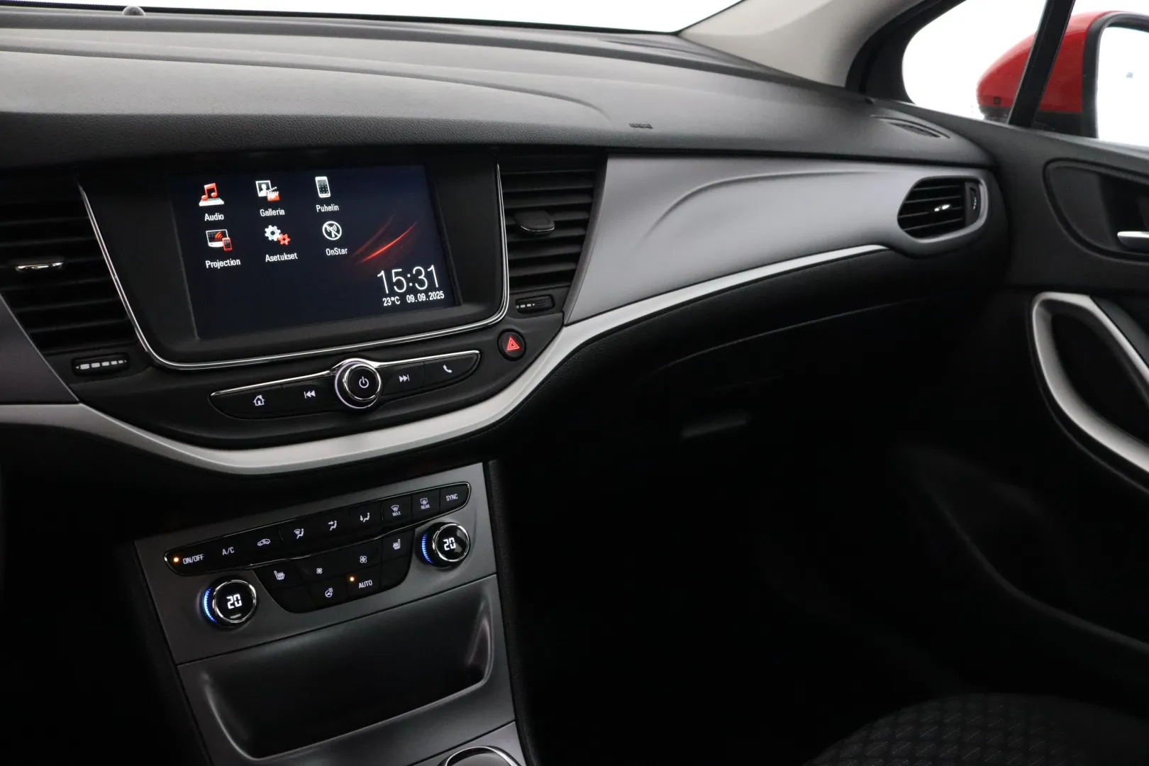 OPEL Astra YJU-315 carousel image