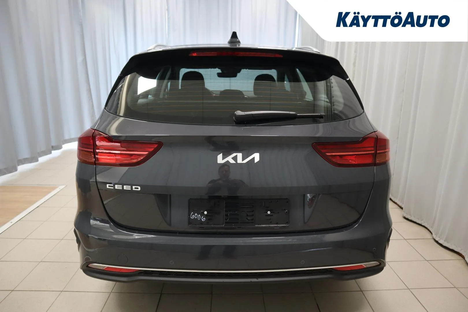 Kia Ceed NOA-529 carousel image