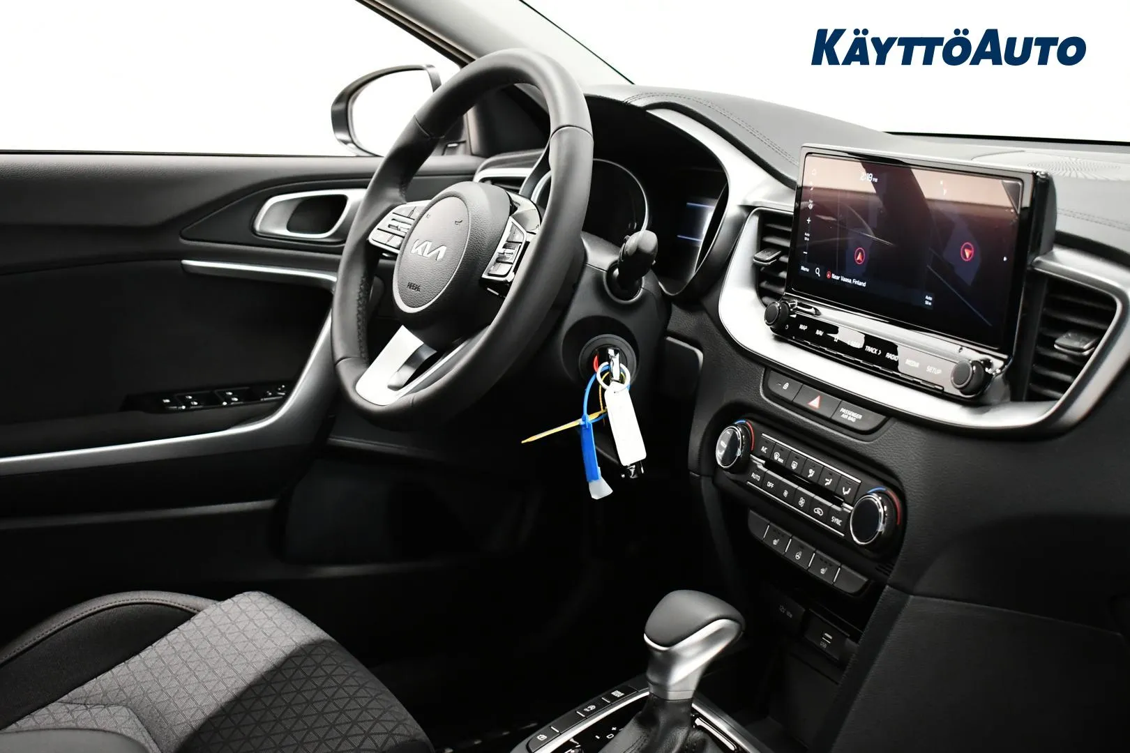 Kia Ceed MRL-777 carousel image