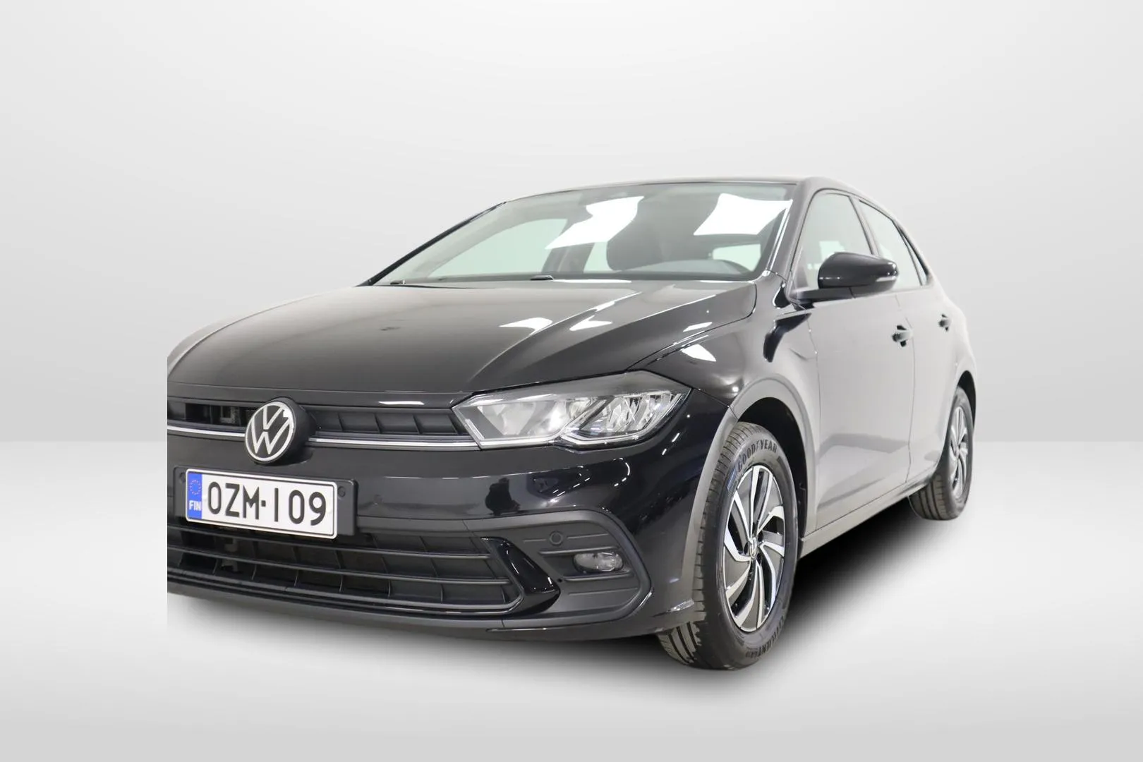 VOLKSWAGEN Polo OZM-109 carousel image