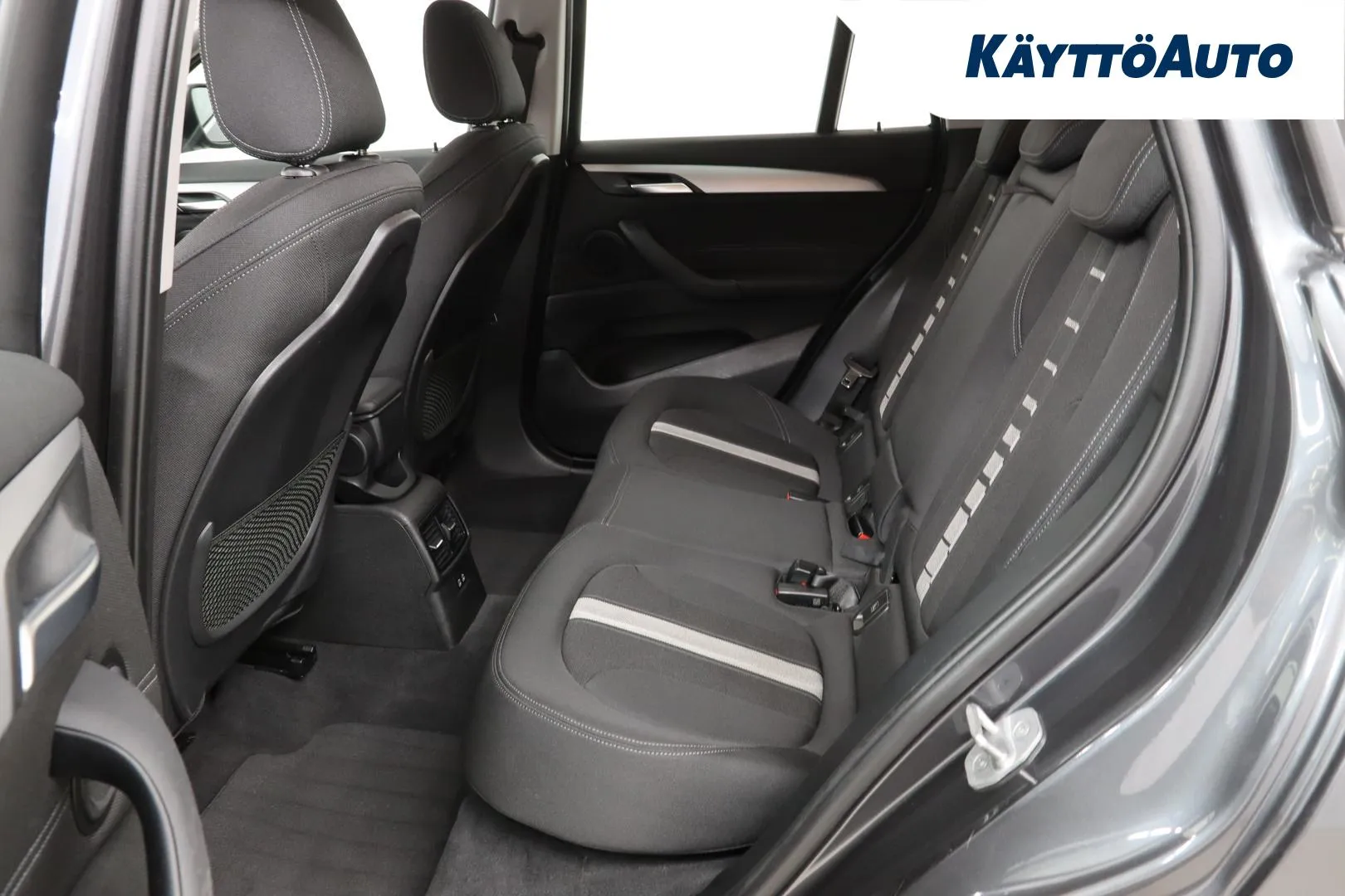 BMW X1 FPU-561 carousel image