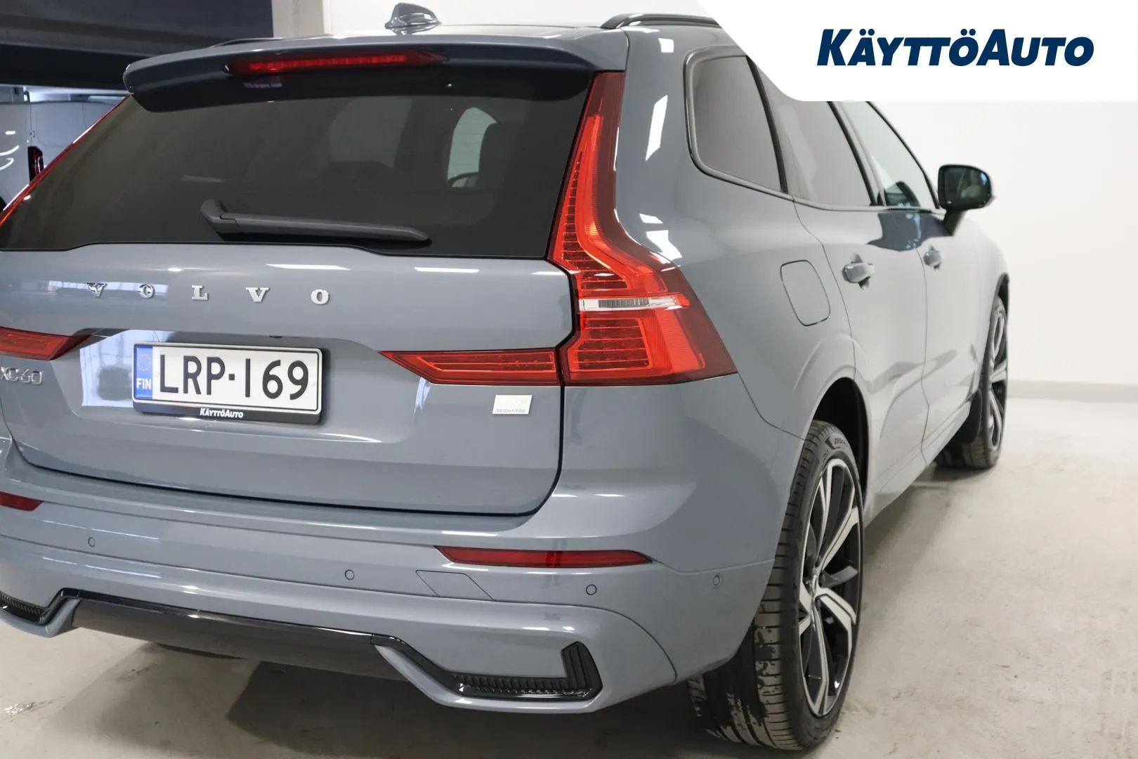 Volvo XC60 LRP-169 carousel image