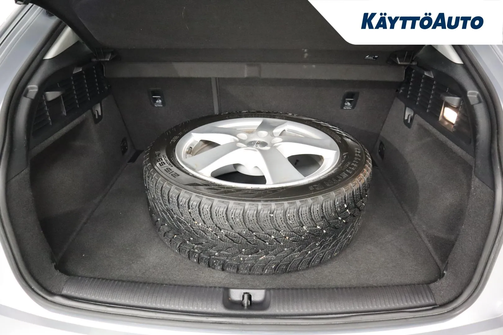 Audi Q2 IOJ-627 carousel image