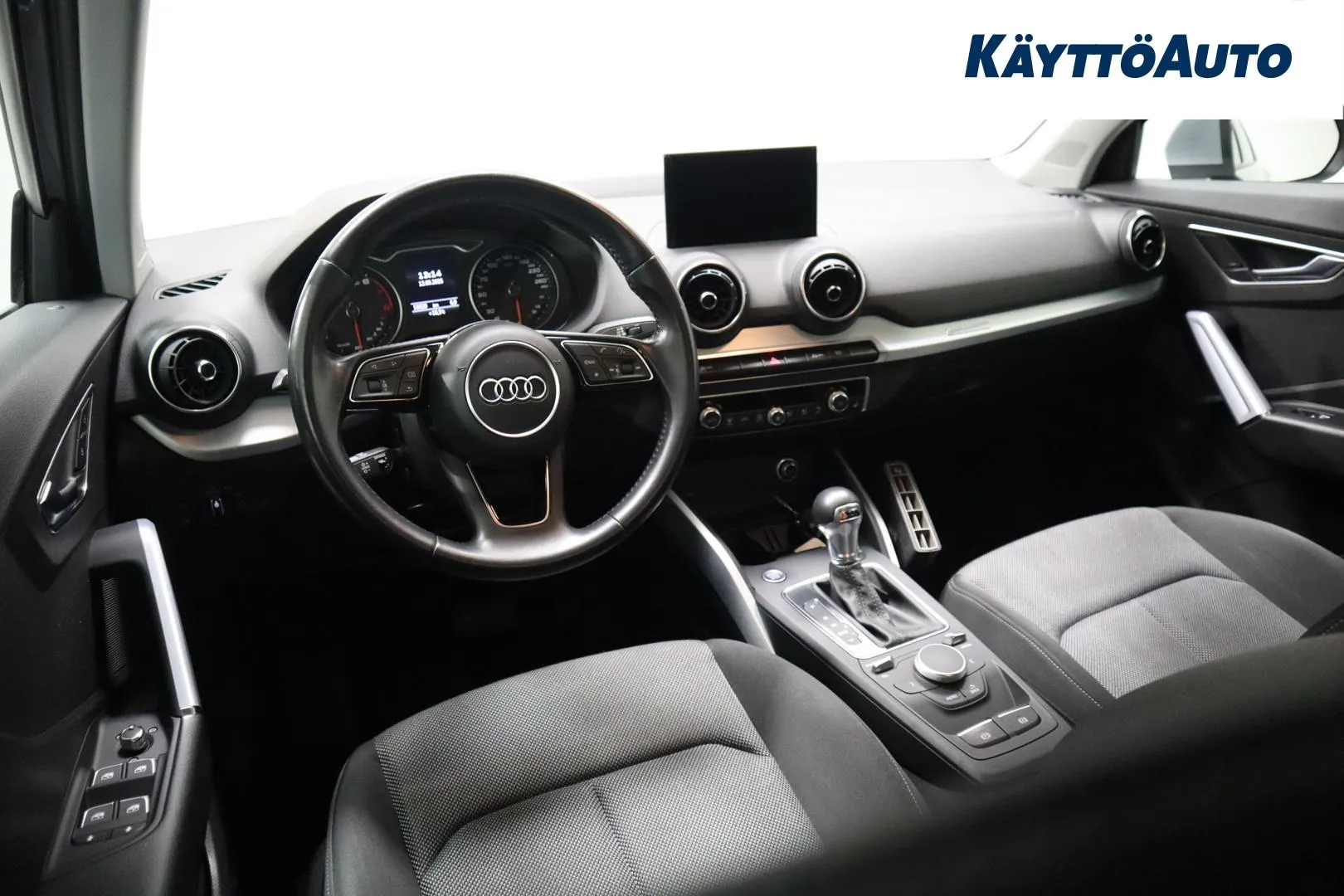 Audi Q2 IOJ-627 carousel image