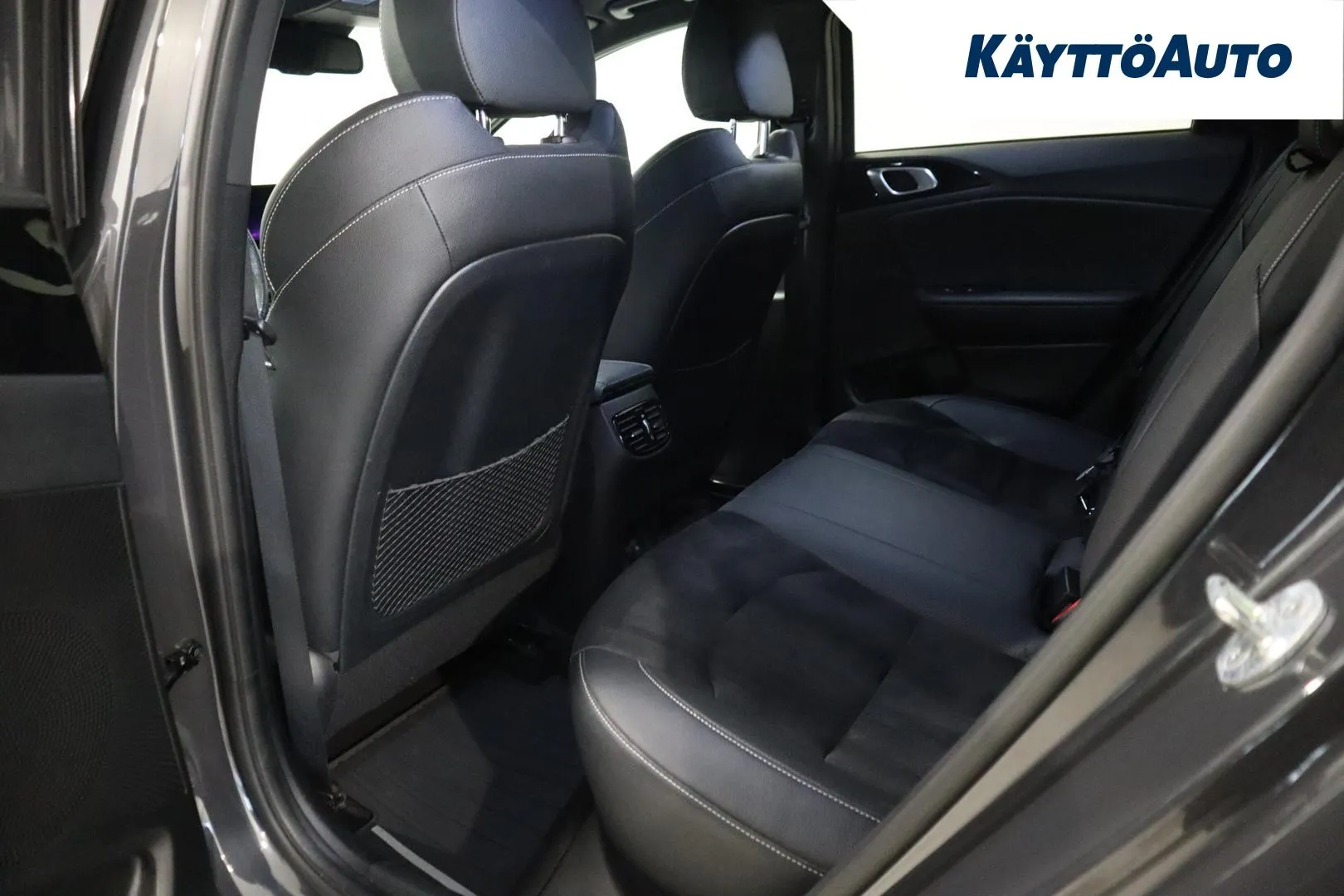 KIA ProCeed CPV-578 carousel image