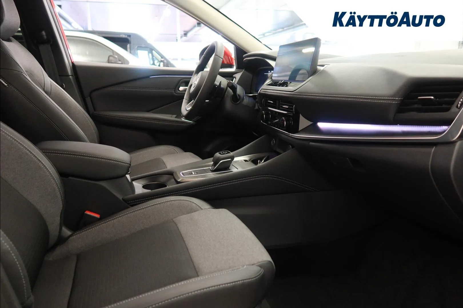 Nissan Qashqai XVZ-331 carousel image