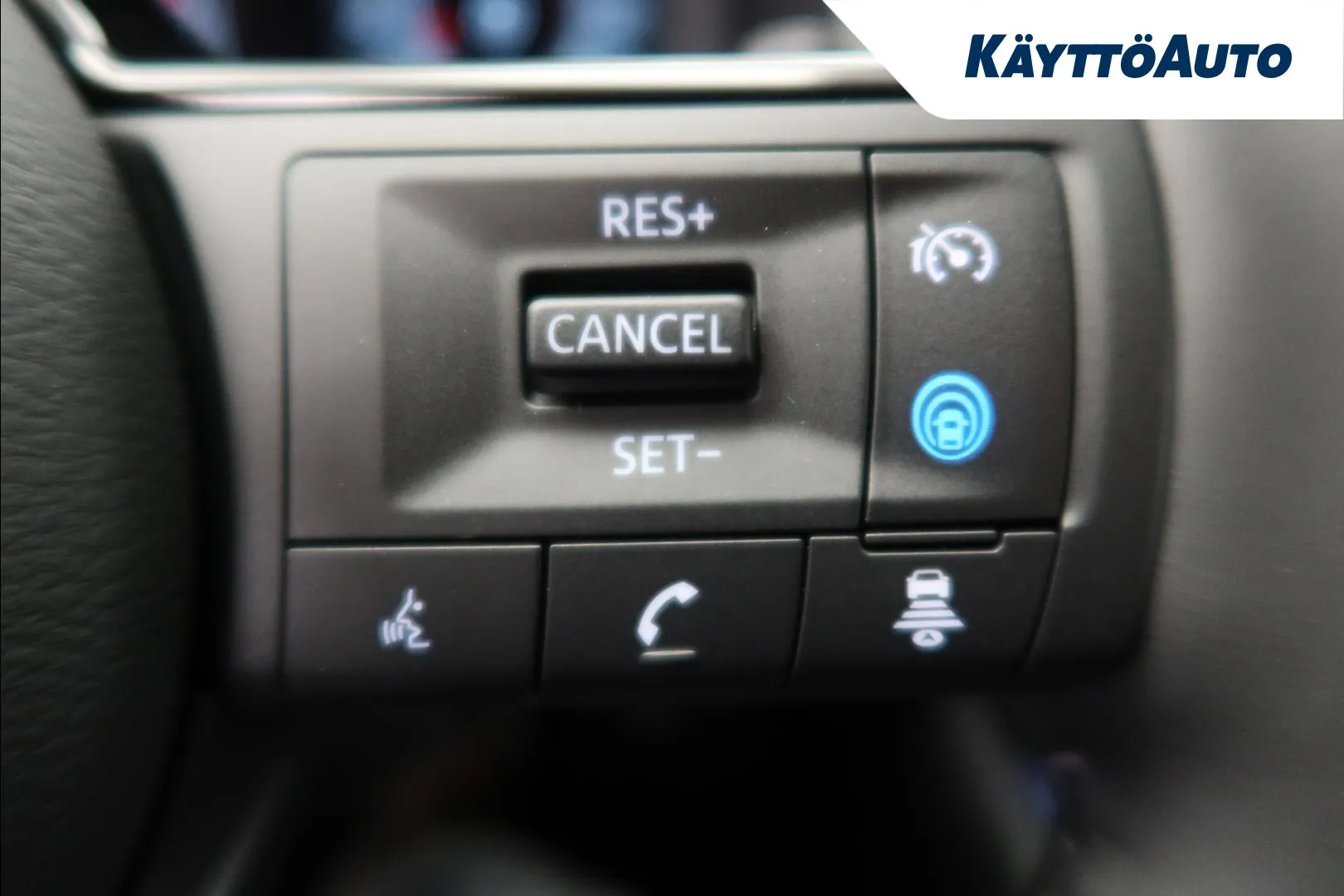 Nissan Qashqai XVZ-338 carousel image