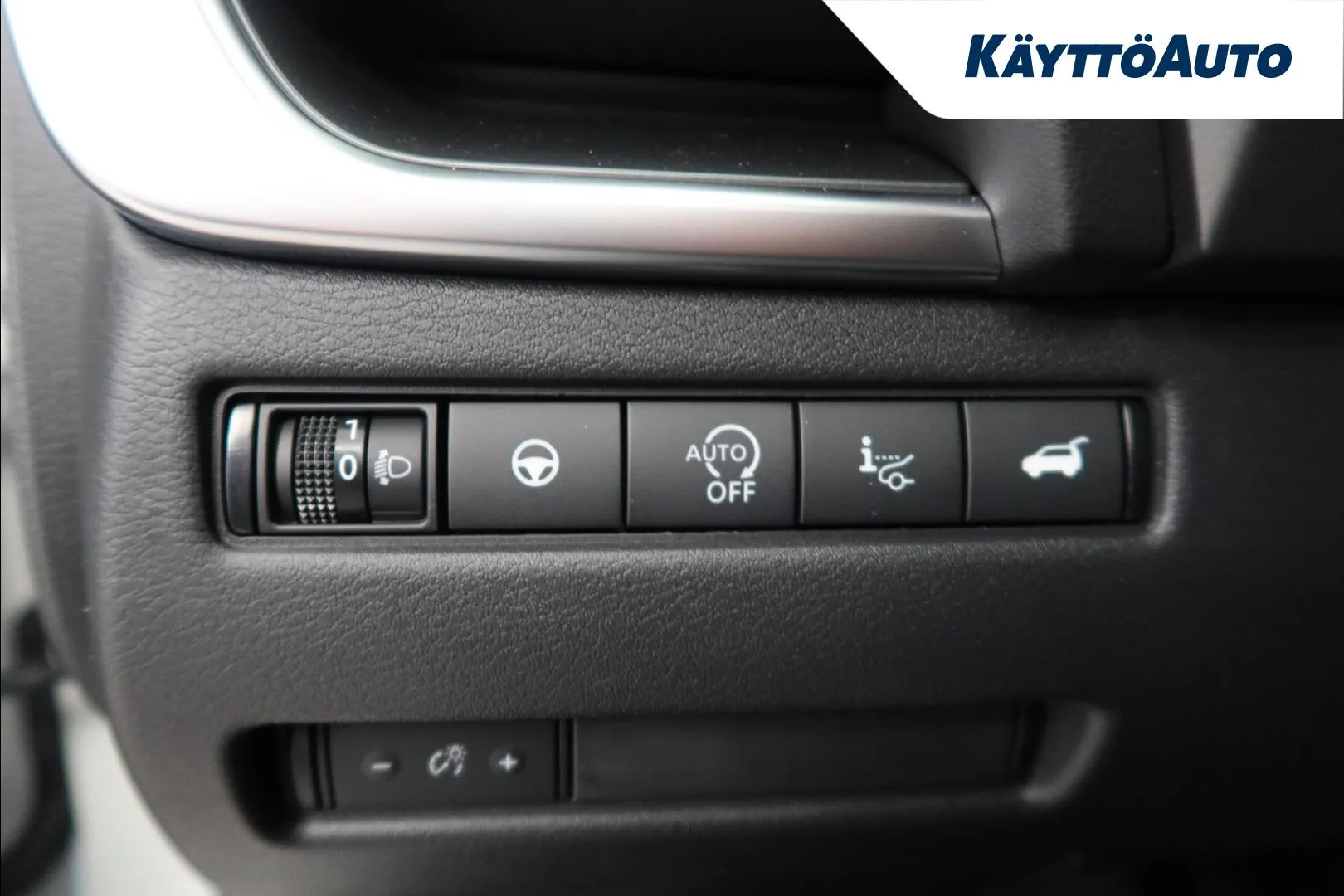 Nissan Qashqai XVZ-338 carousel image