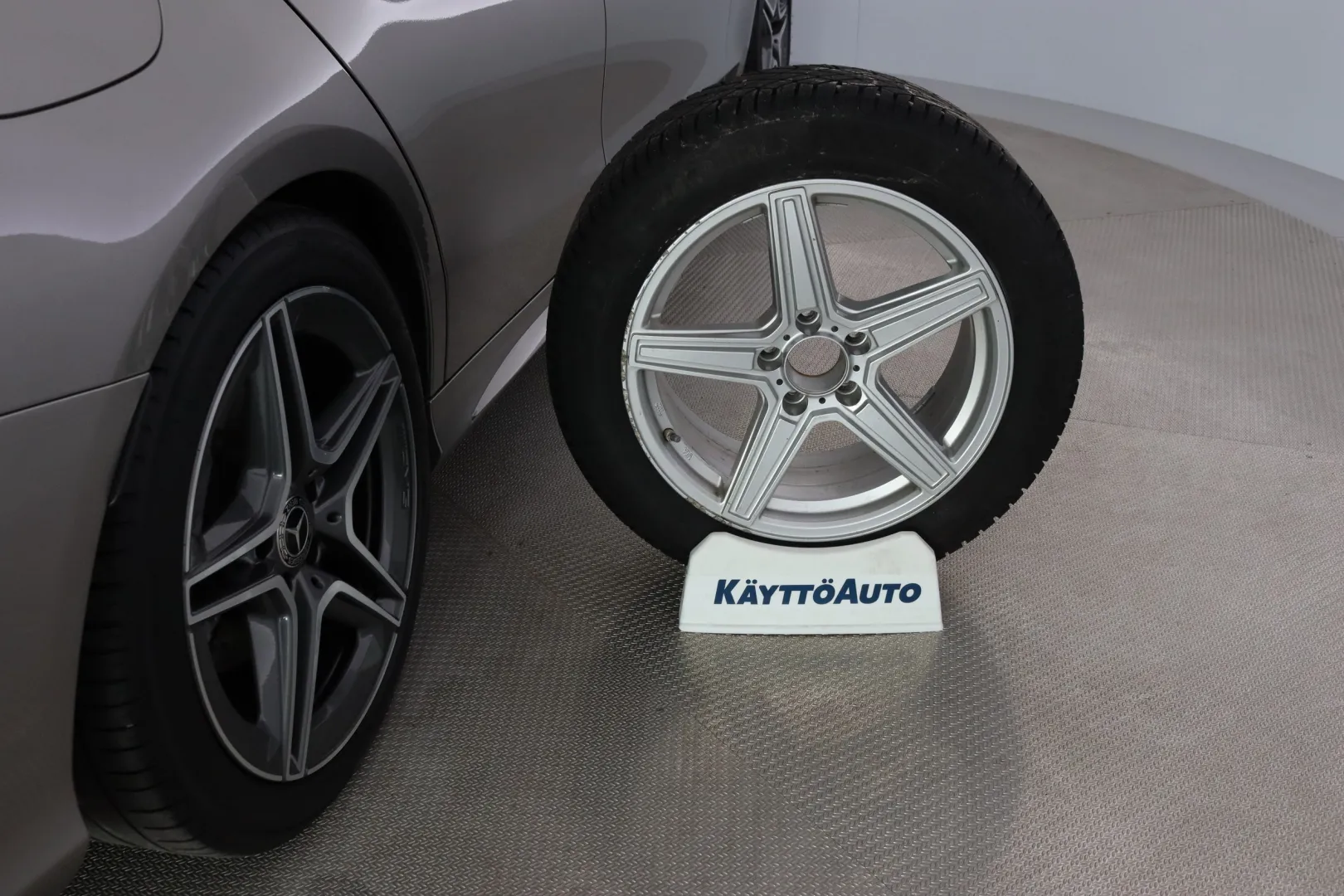 MERCEDES-BENZ C FOP-892 carousel image