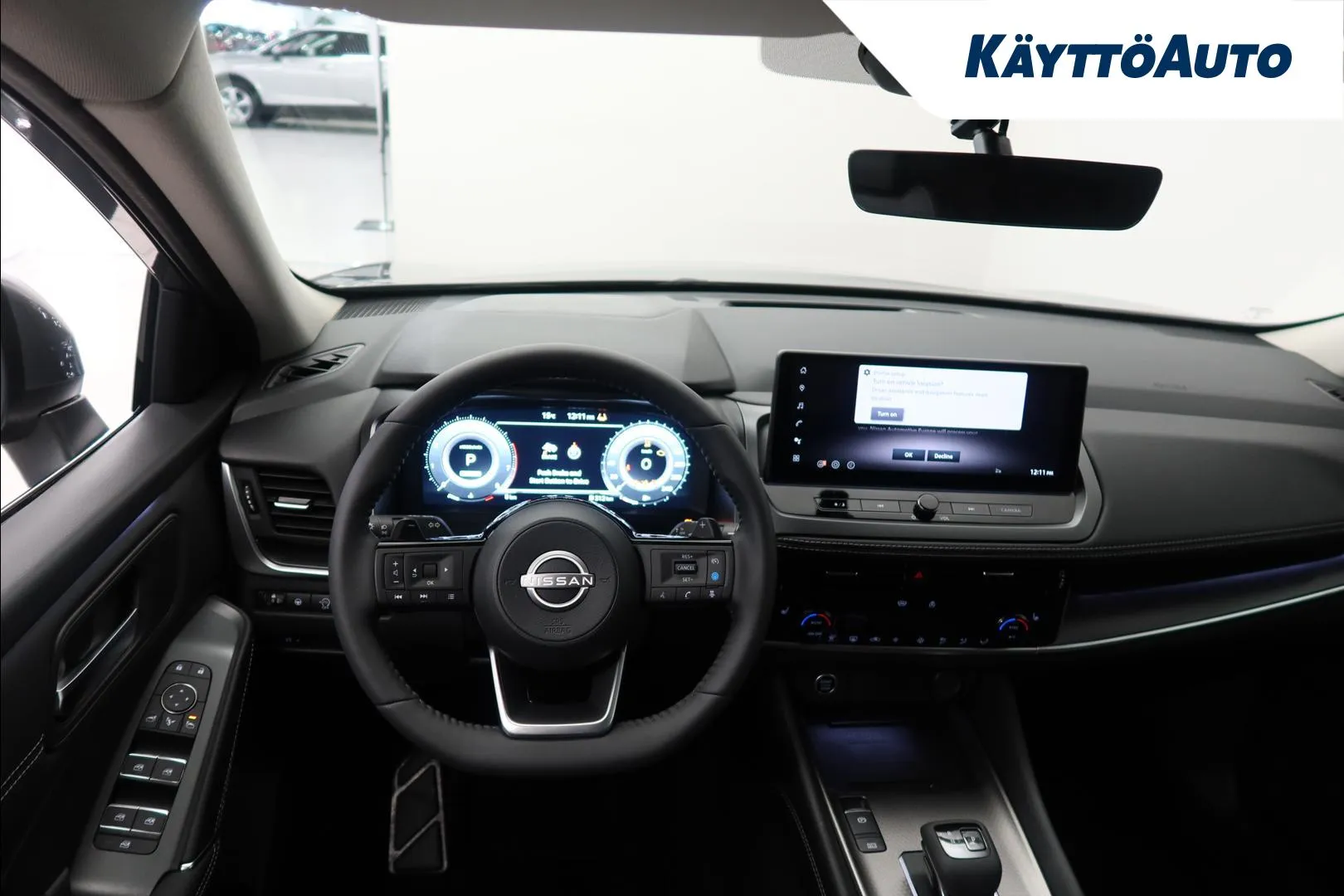 Nissan Qashqai GRJ-352 carousel image