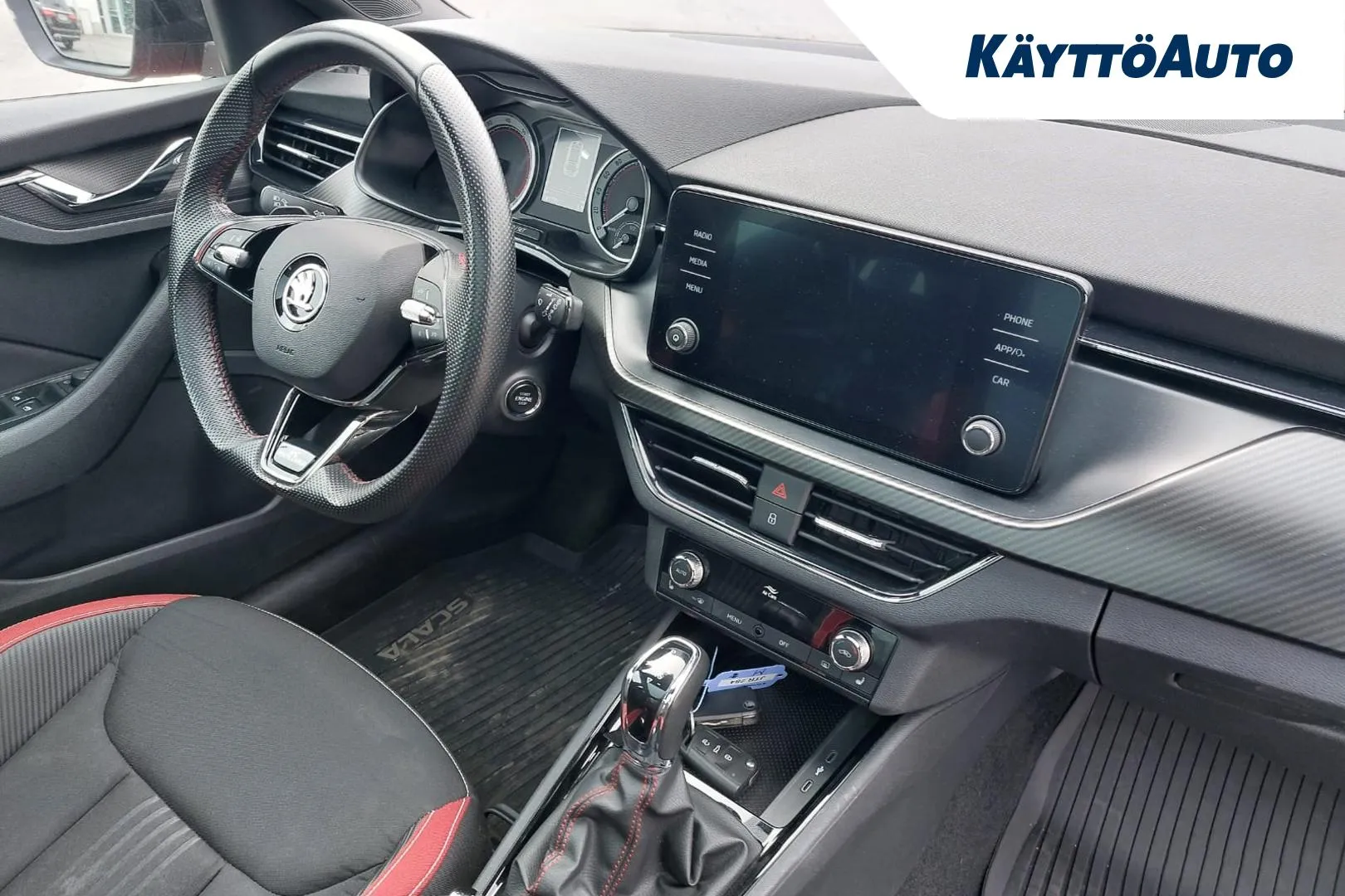 SKODA Scala JTR-284 carousel image