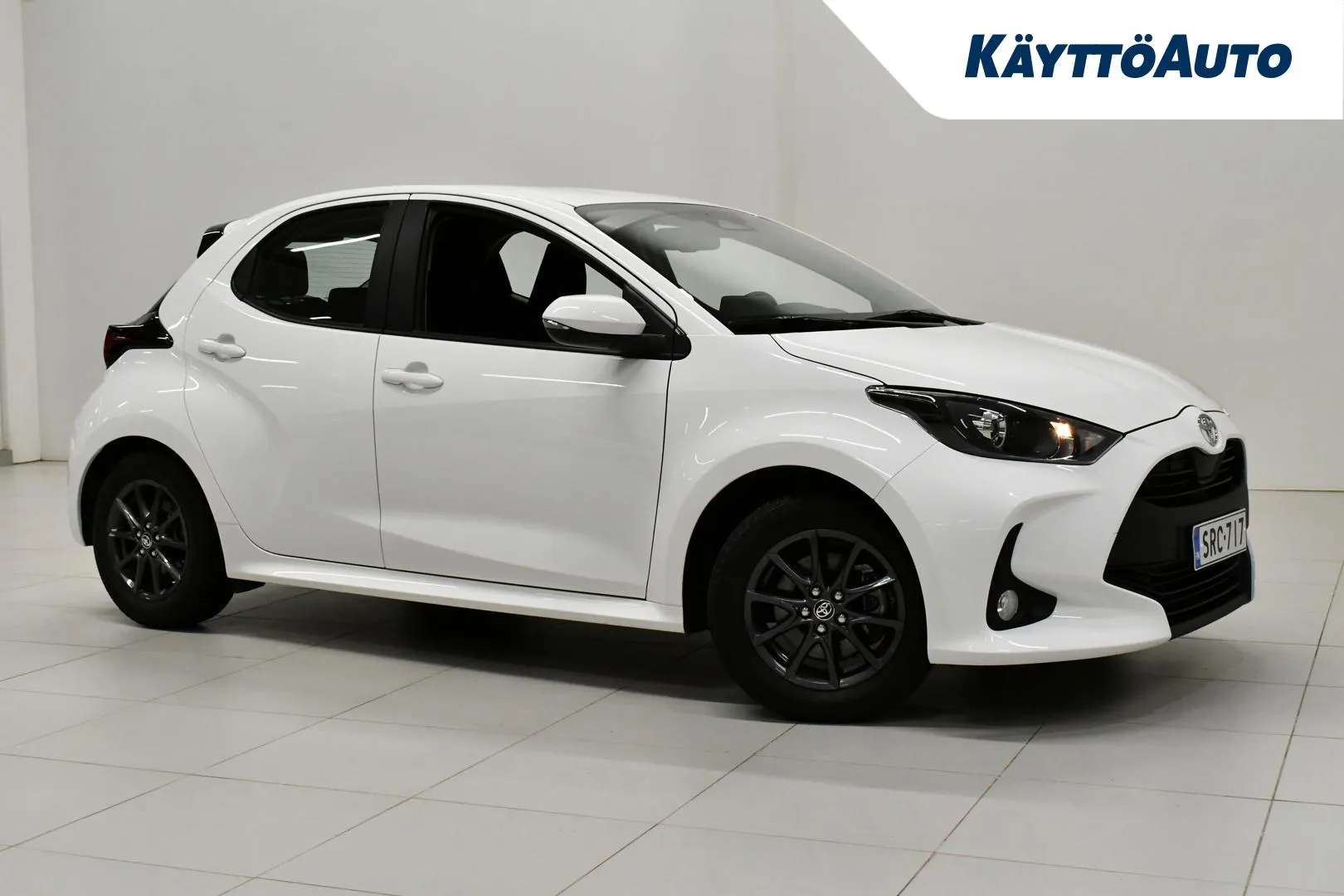 TOYOTA Yaris SRC-717 carousel image
