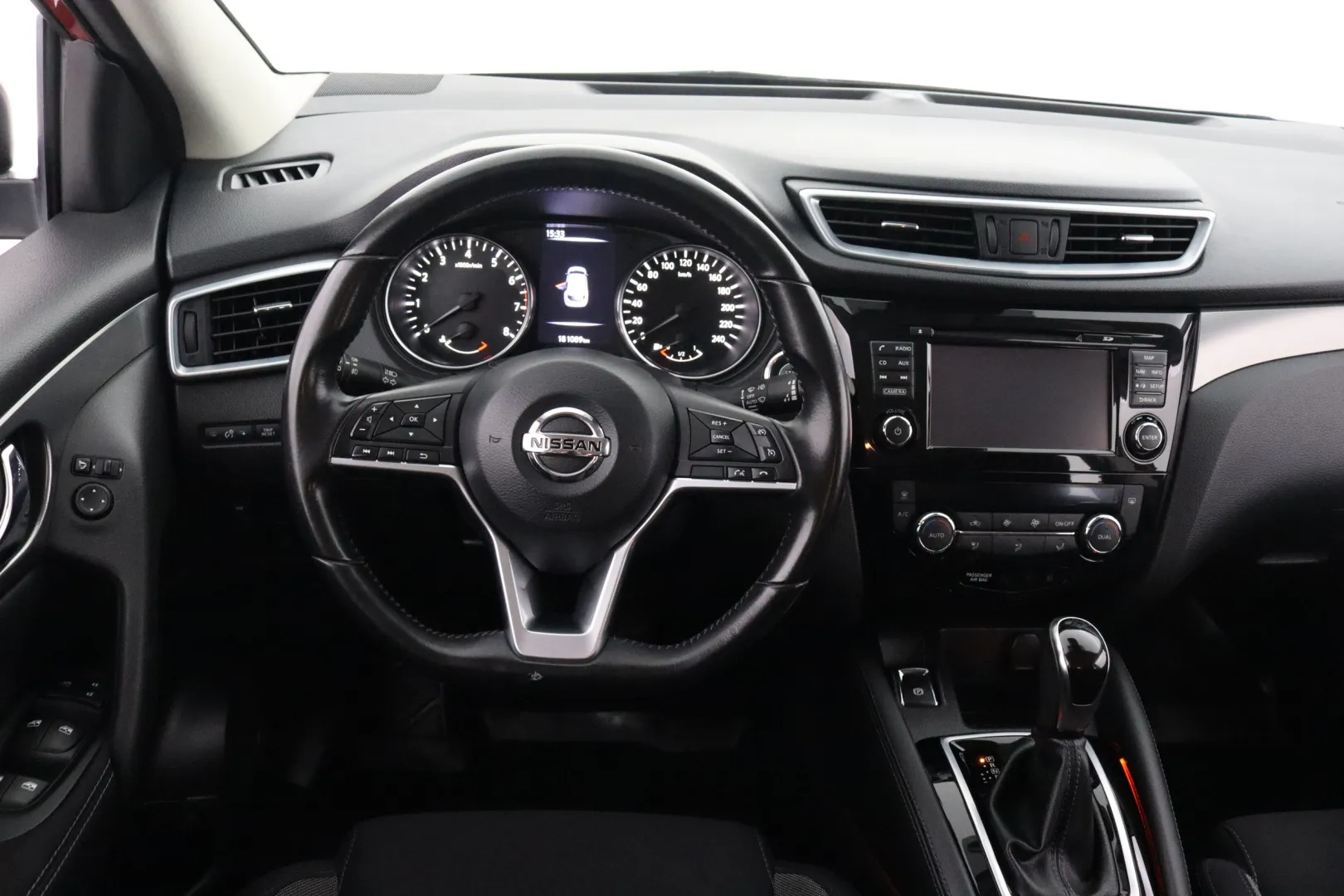 NISSAN Qashqai XOL-982 carousel image