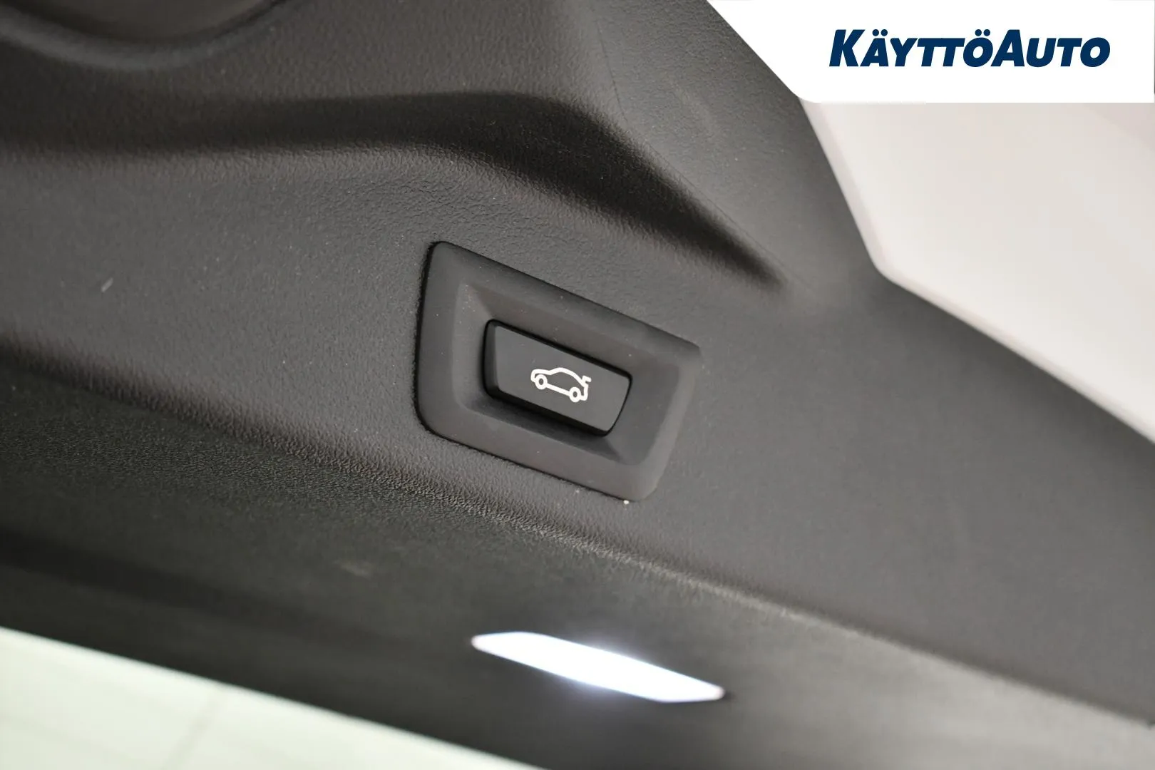 BMW X5 IPJ-410 carousel image