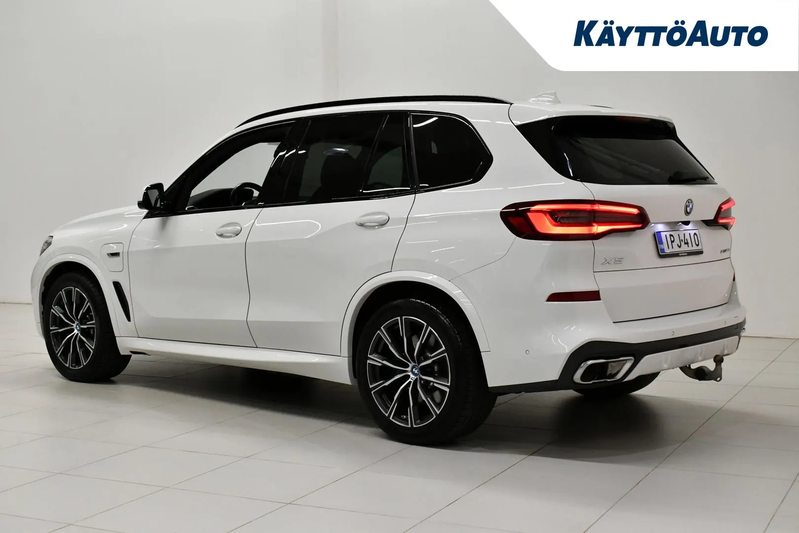 BMW X5 IPJ-410 carousel image