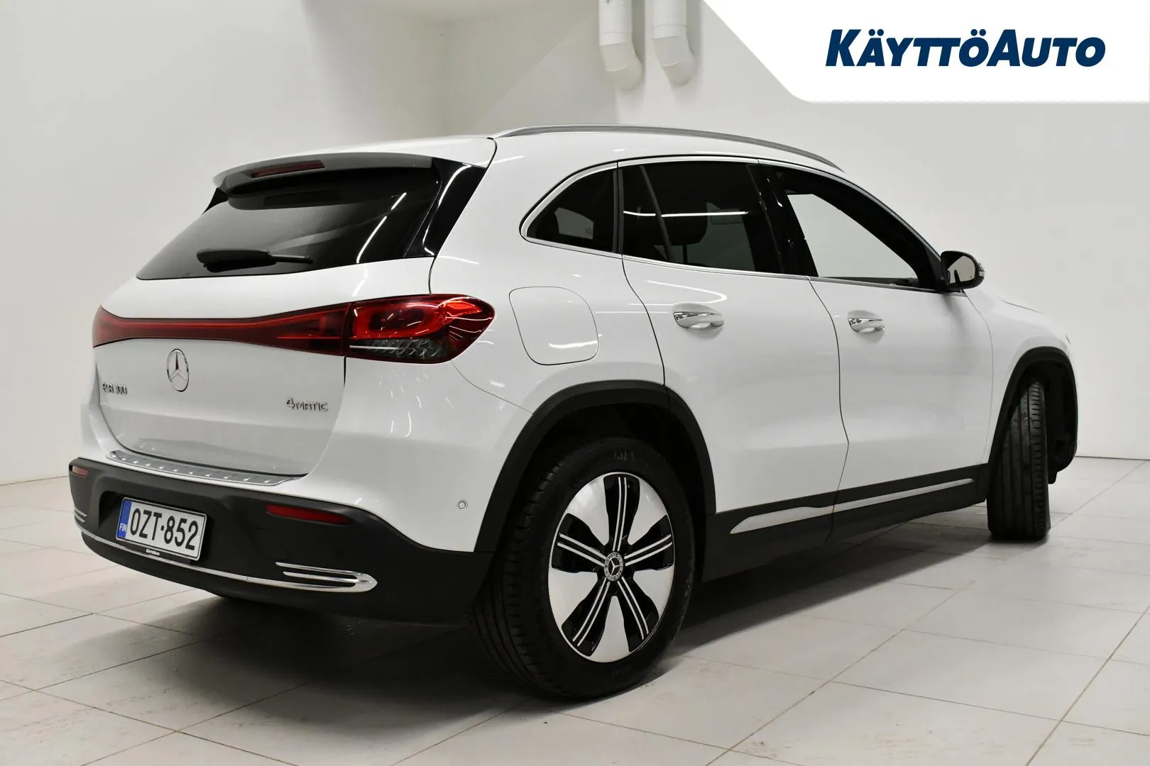 MERCEDES-BENZ EQA 300 4MATIC OZT-852 carousel image