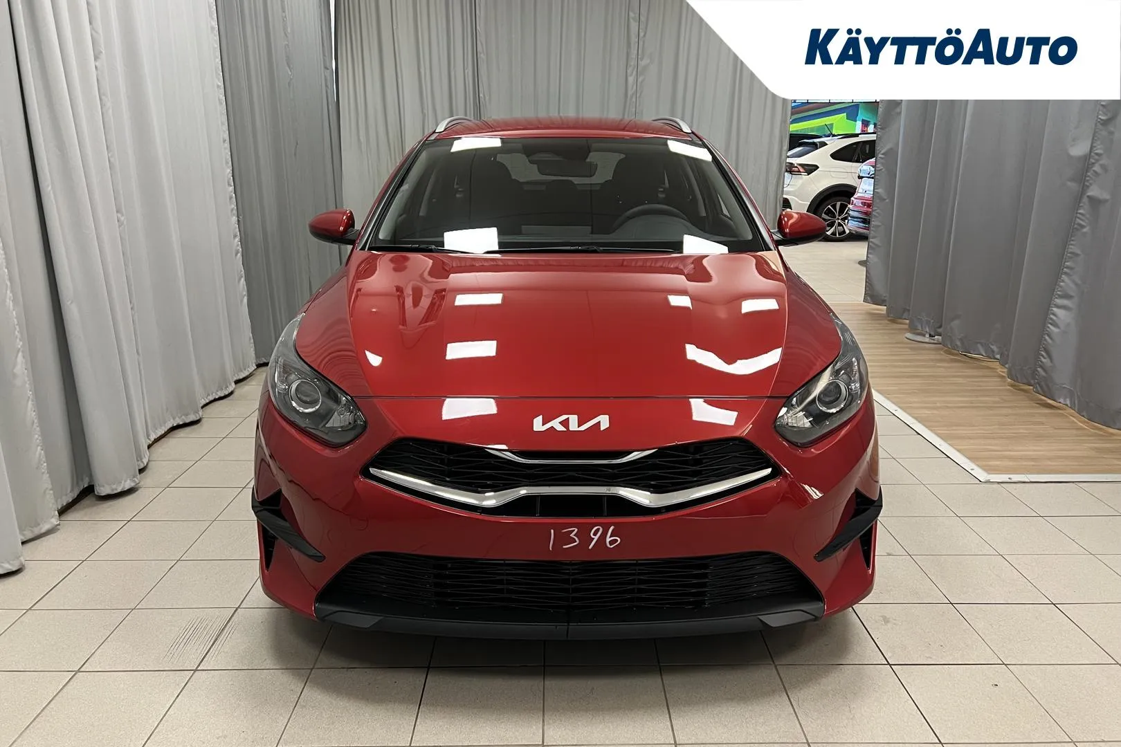 Kia Ceed LTH-640 carousel image