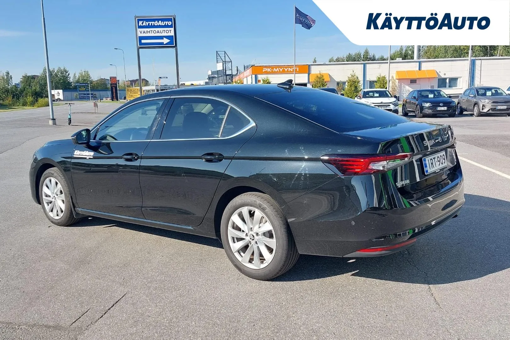 SKODA Superb IRT-909 carousel image