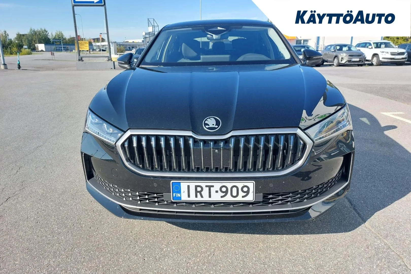SKODA Superb IRT-909 carousel image