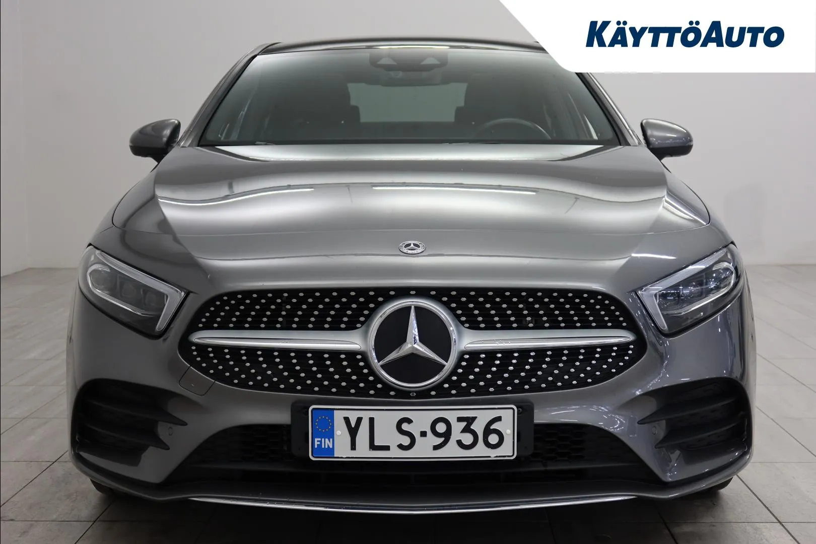 Mercedes-Benz A YLS-936 carousel image