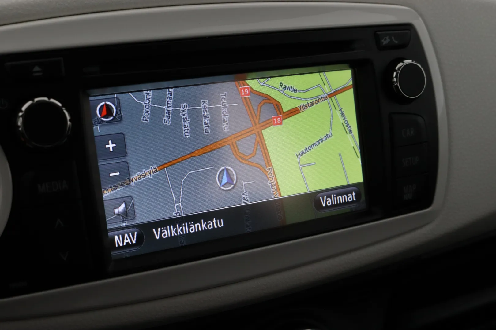 TOYOTA Yaris ZKA-435 carousel image