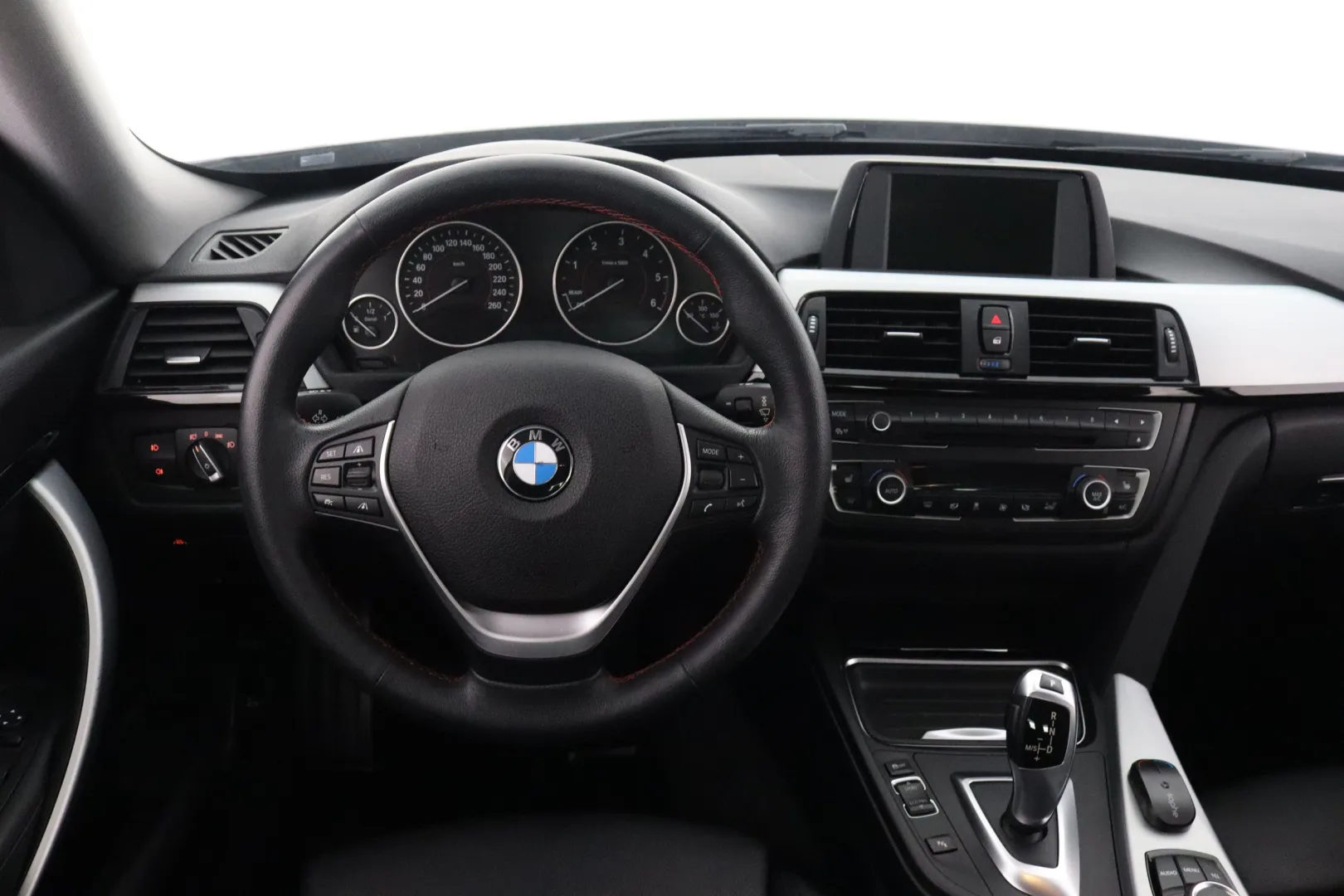 BMW 320 Gran Turismo BRS-575 carousel image