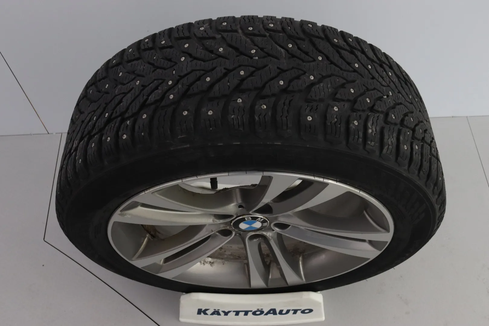 BMW 320 Gran Turismo BRS-575 carousel image