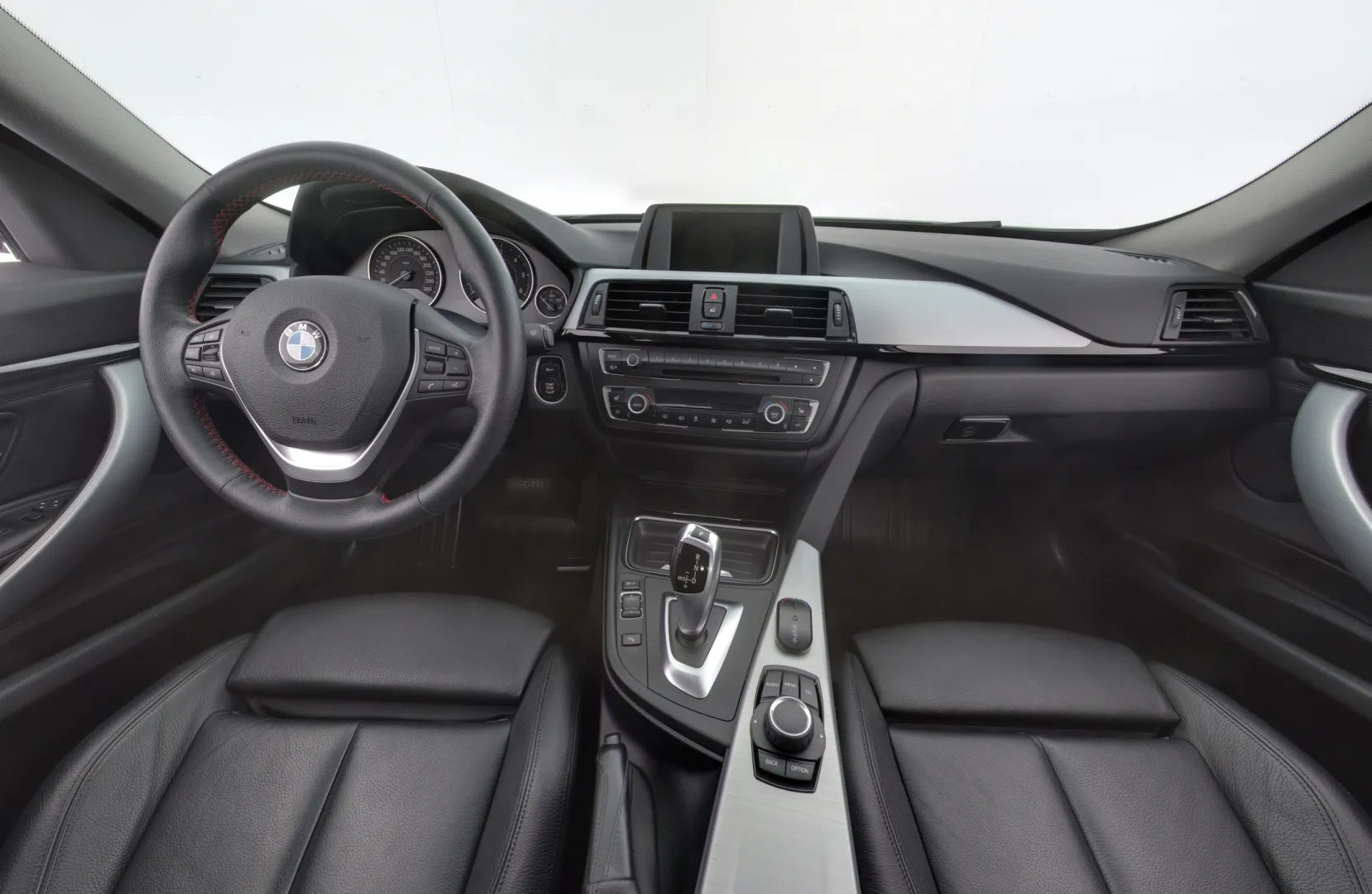 BMW 320 Gran Turismo BRS-575 carousel image