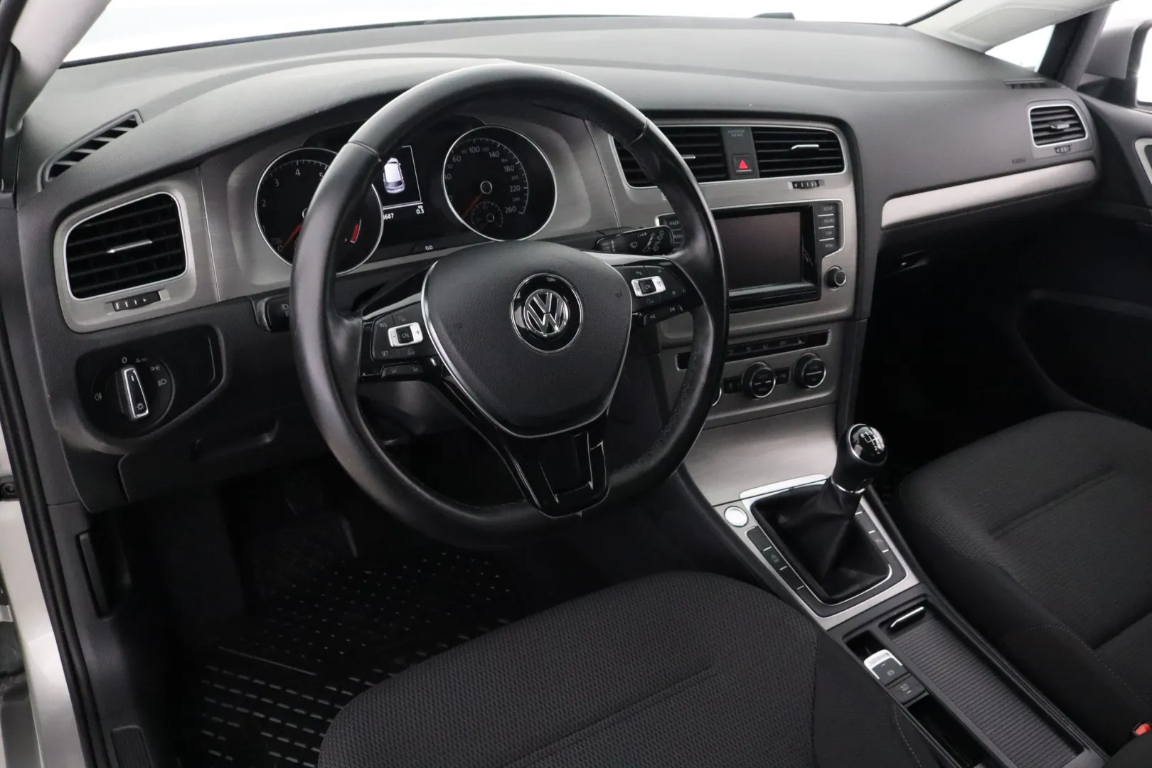 VOLKSWAGEN Golf BSV-850 carousel image