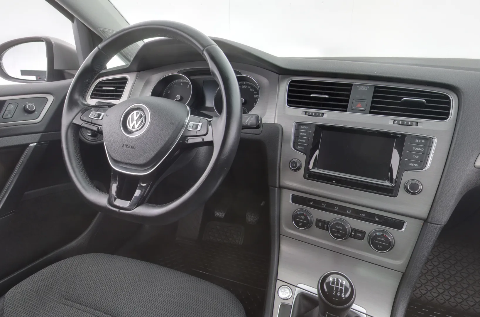 VOLKSWAGEN Golf BSV-850 carousel image