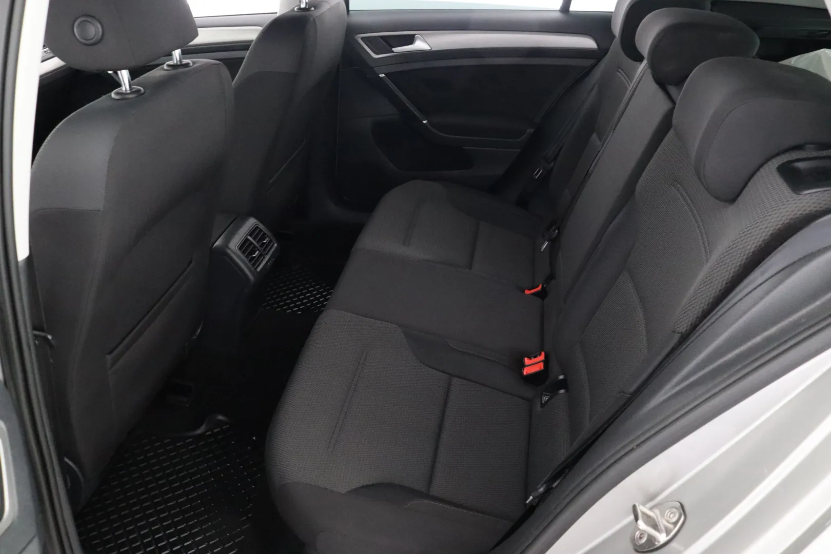 VOLKSWAGEN Golf BSV-850 carousel image